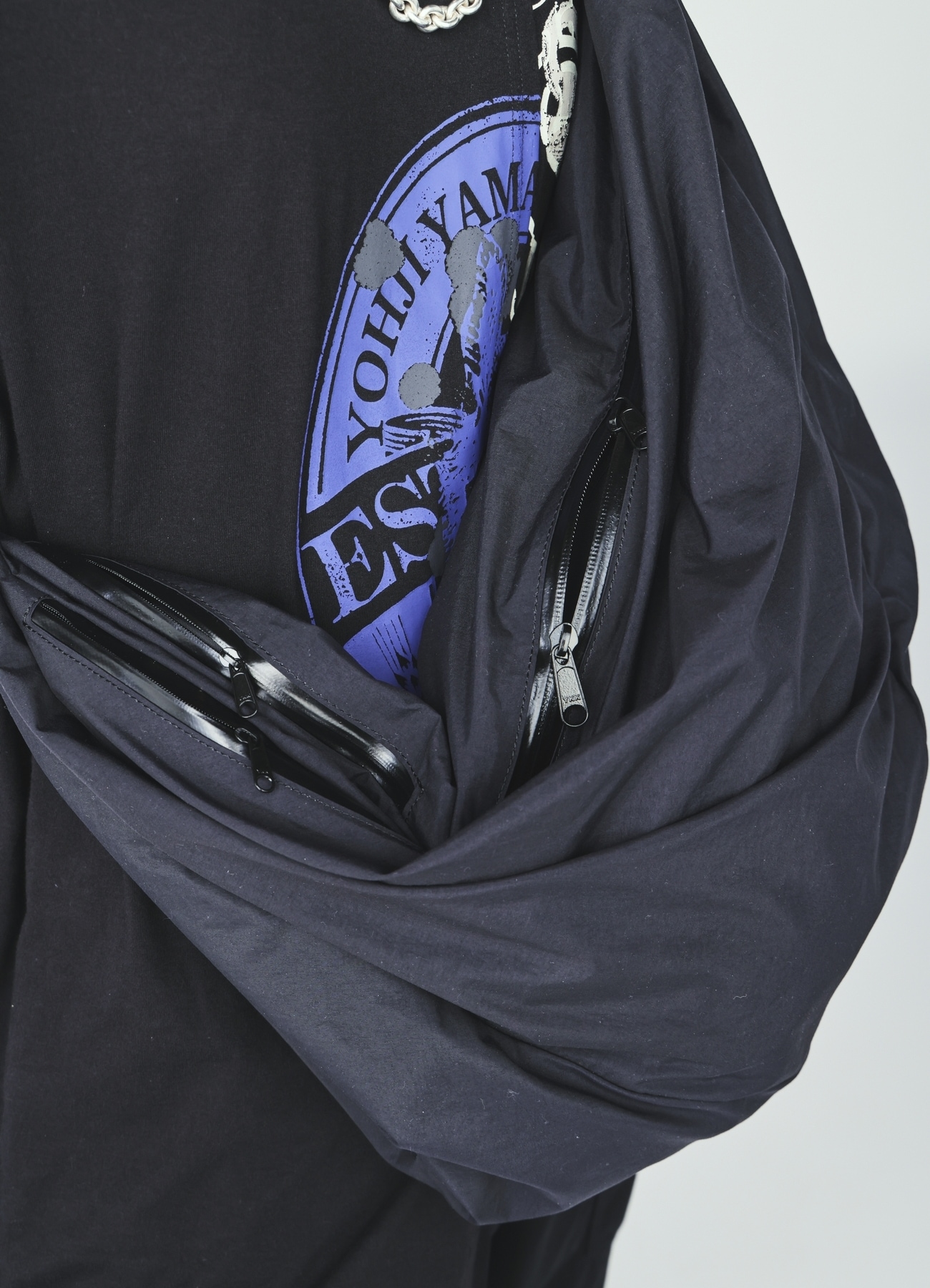 NYLON WIREFRAME SHOULDER BAG