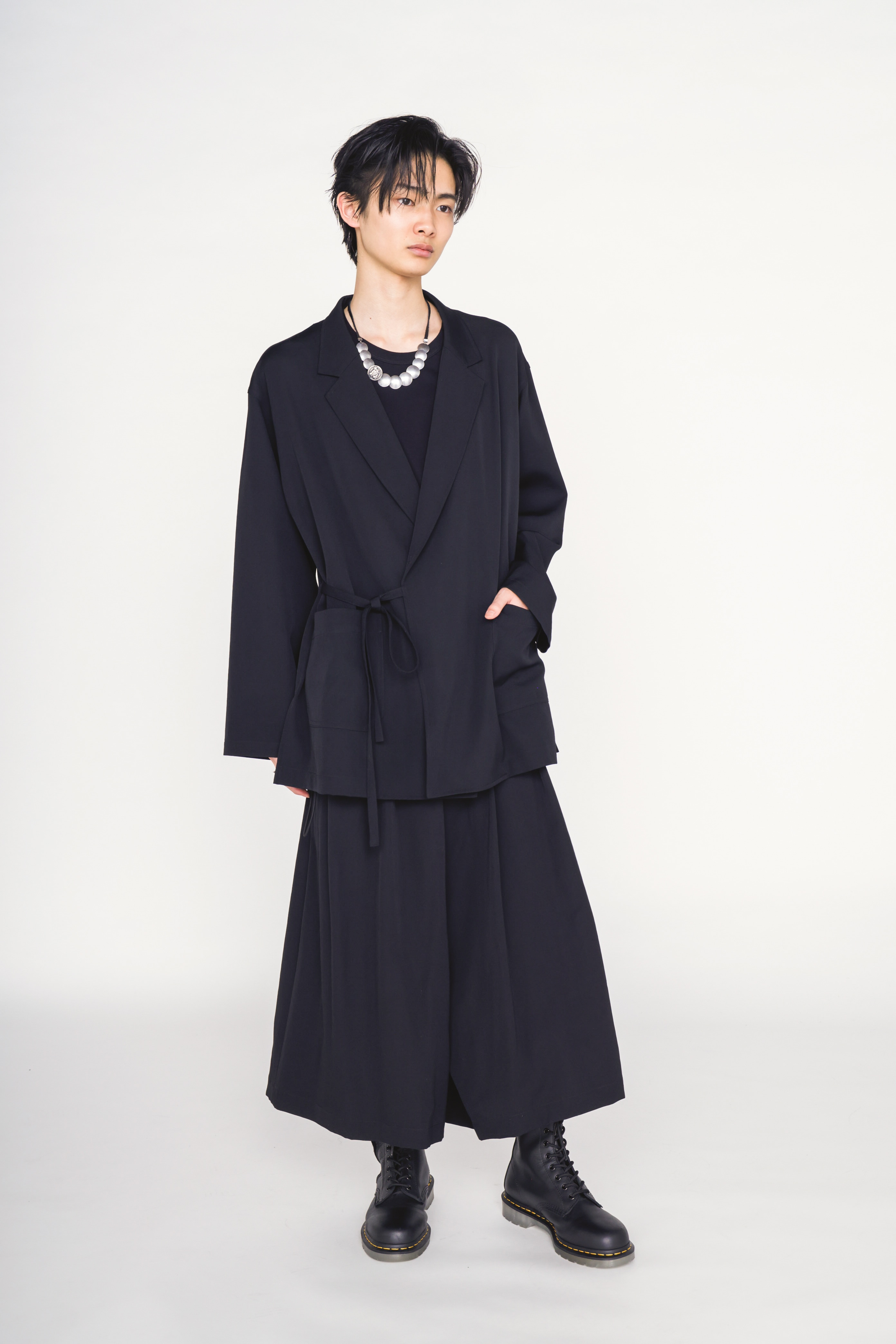 WASHER WOOL GABARDINE SEMI-DOUBLE-BREASTED TIE-FRONT JACKET