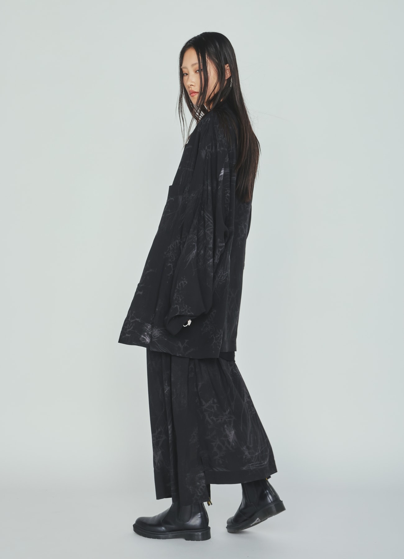 RAYON “Y” LETTER AND SUN-MOON PRINT RAGLAN JACKET