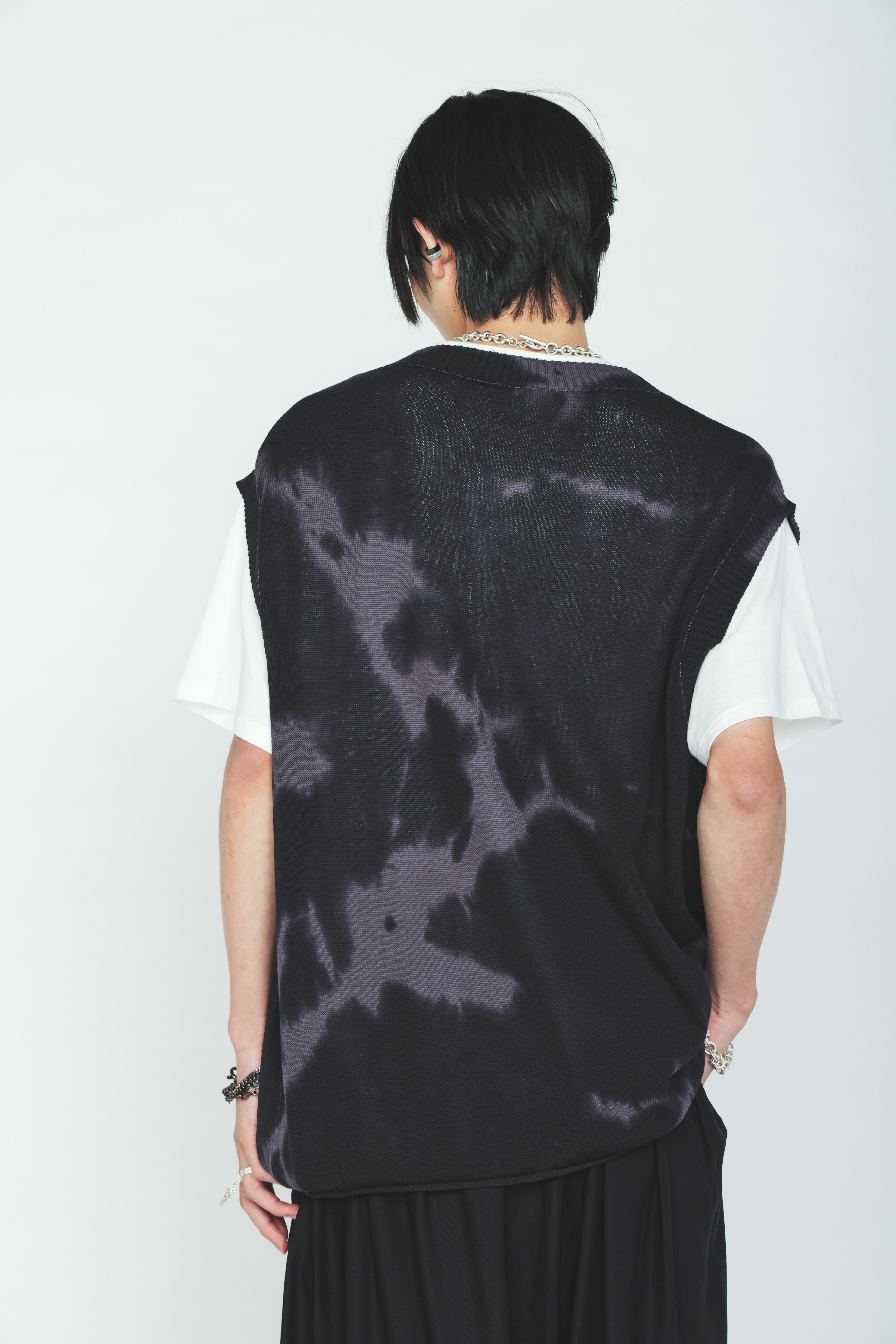 CHUSEN-DYED COMPACT TWIST VEST