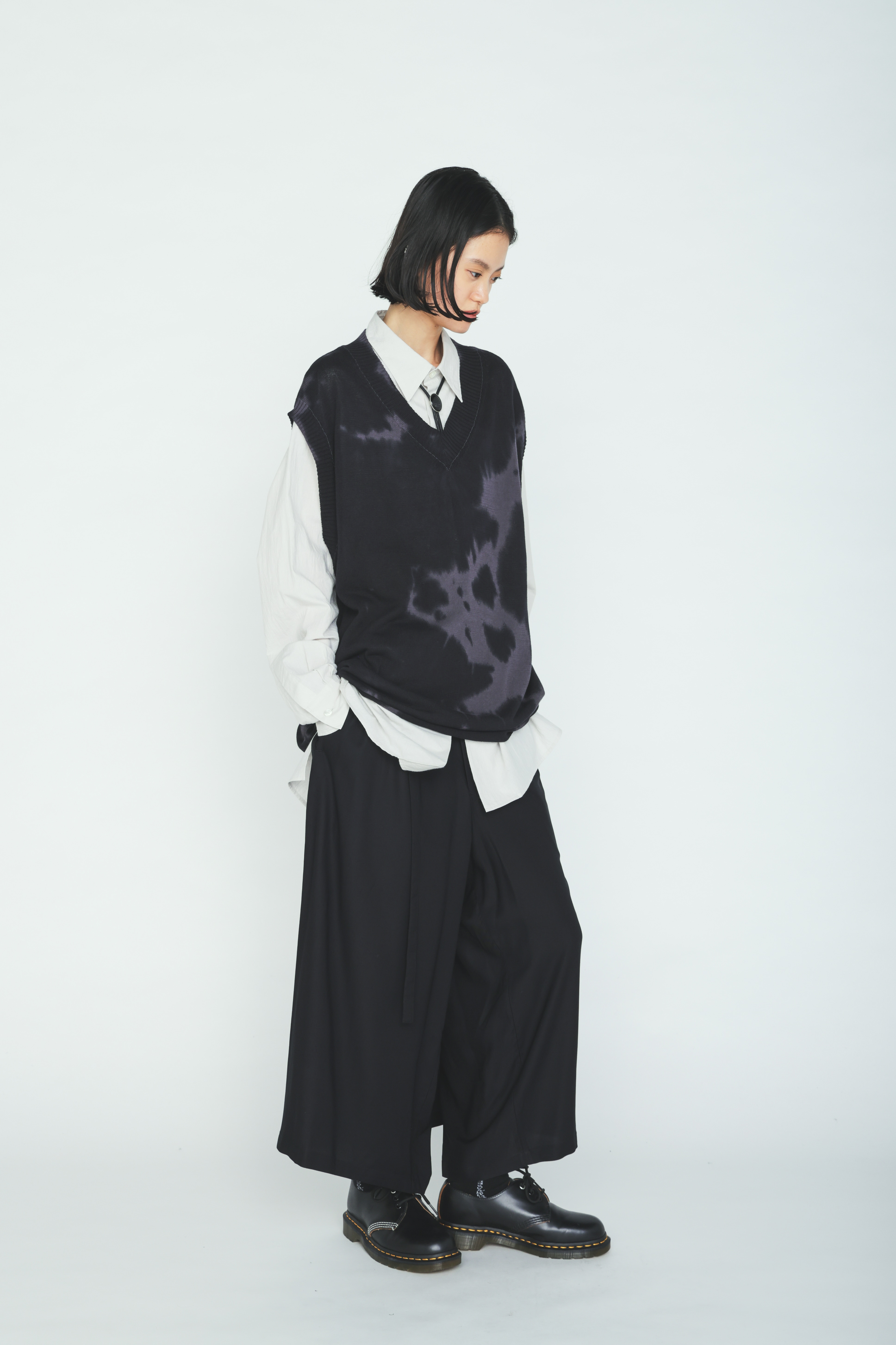 CHUSEN-DYED COMPACT TWIST VEST