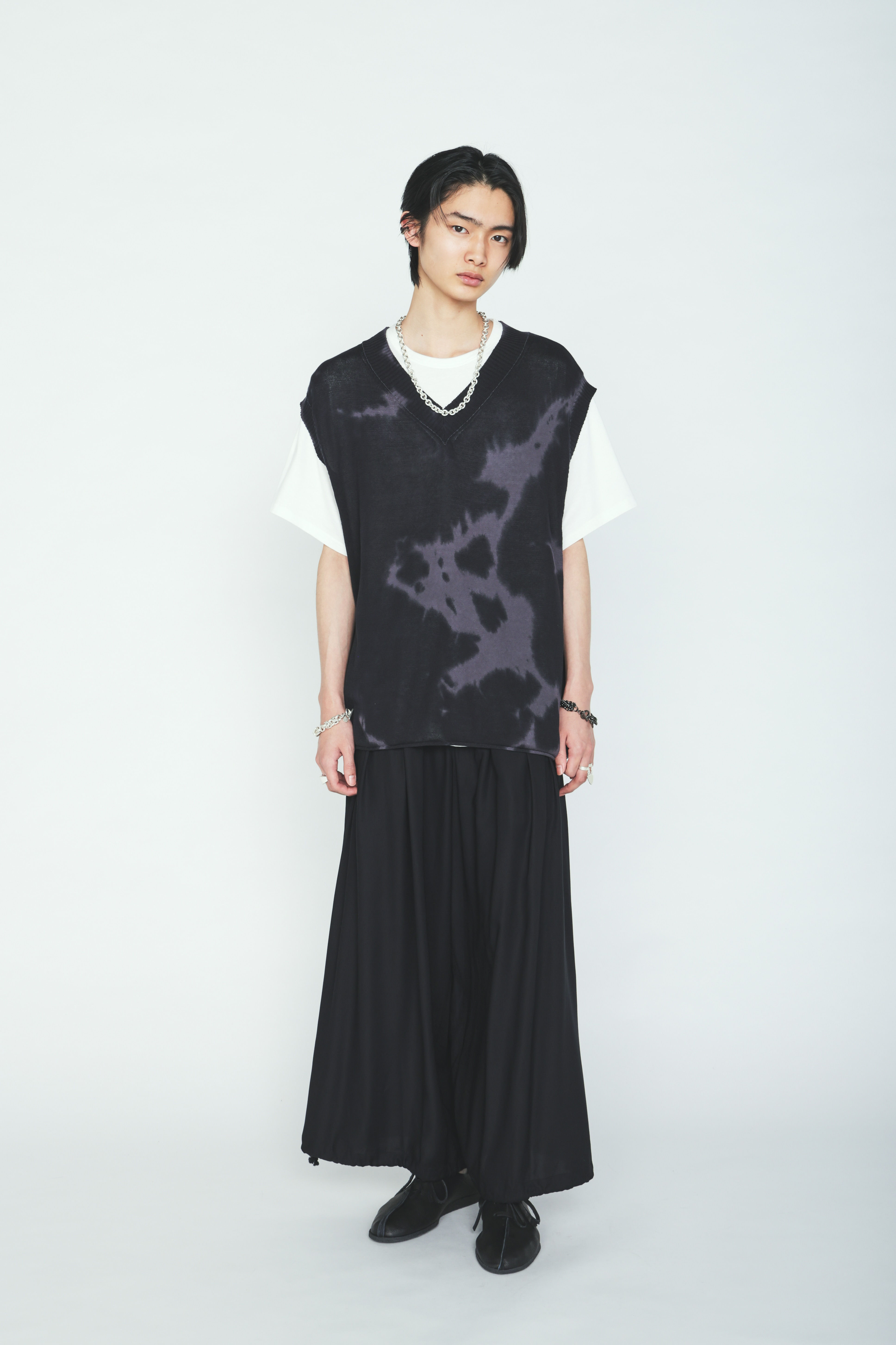 CHUSEN-DYED COMPACT TWIST VEST