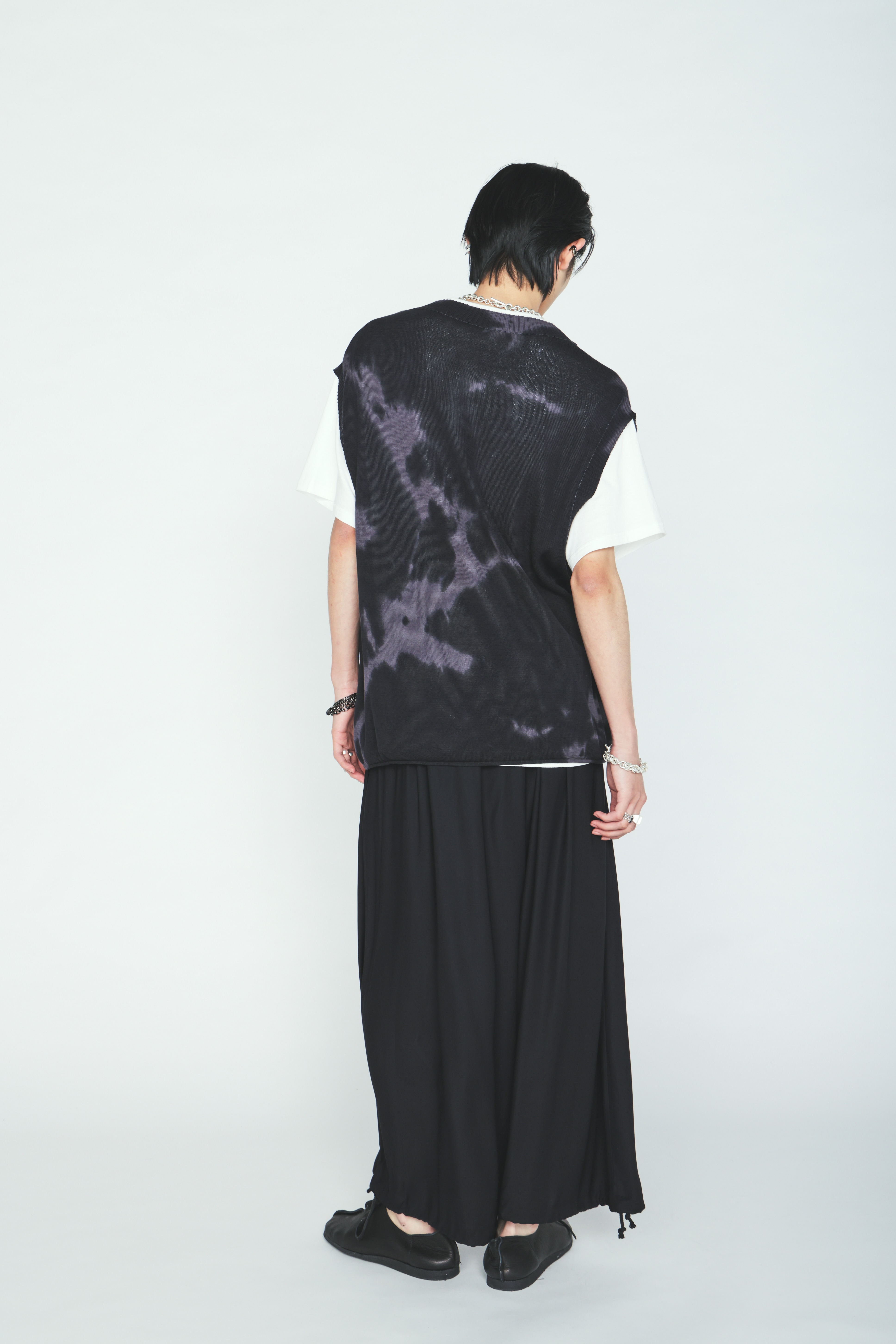 CHUSEN-DYED COMPACT TWIST VEST