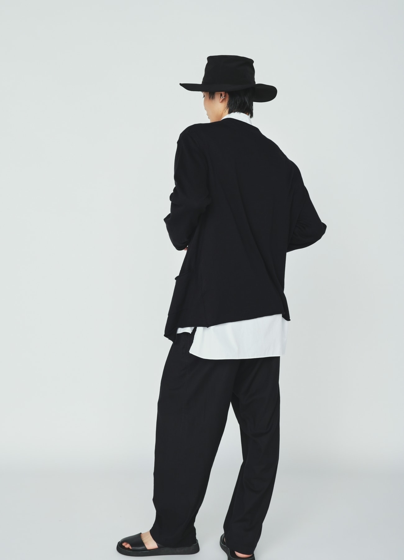 COTTON SUVIN GOLD KNIT CARDIGAN