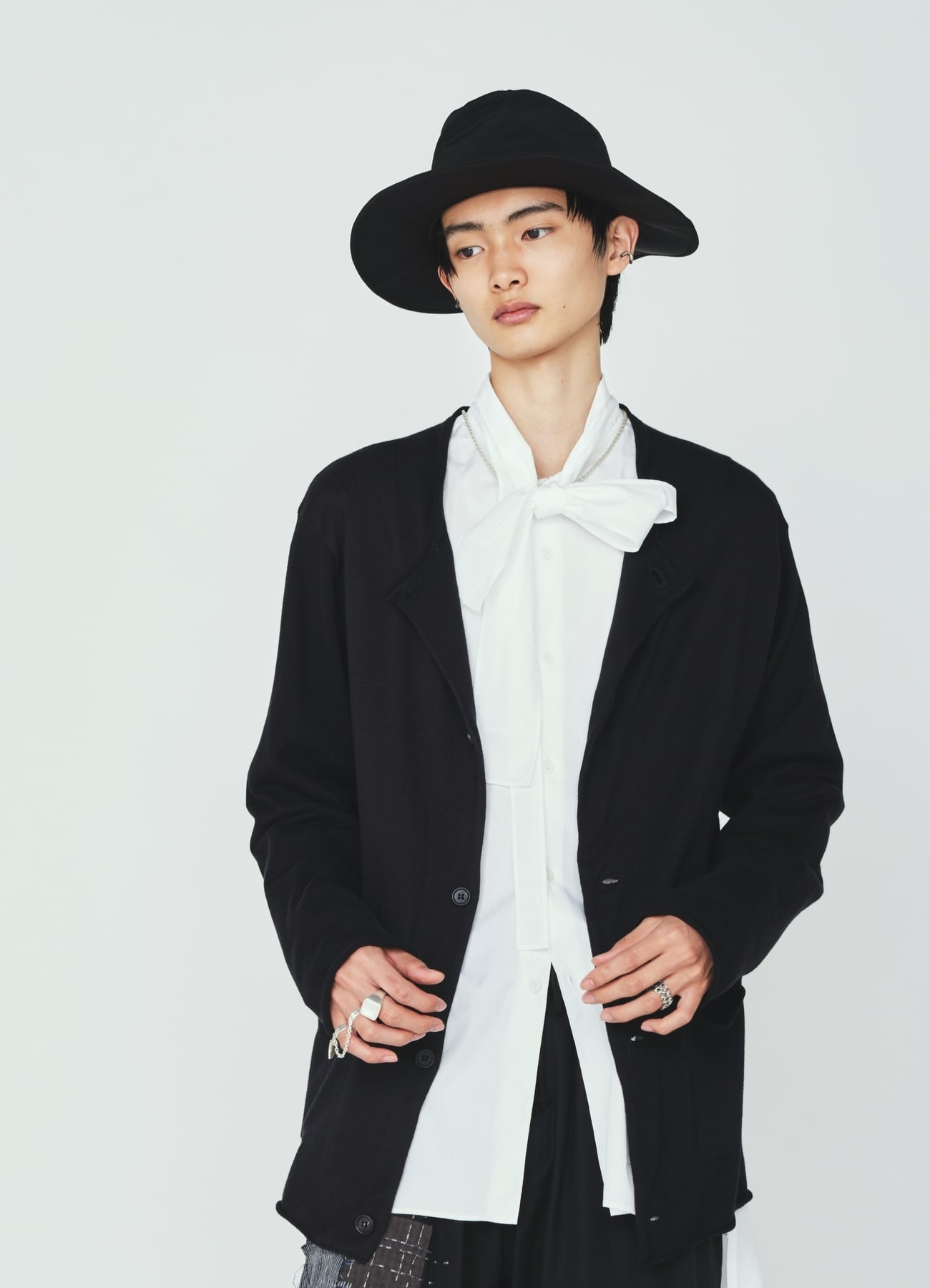 COTTON SUVIN GOLD KNIT CARDIGAN