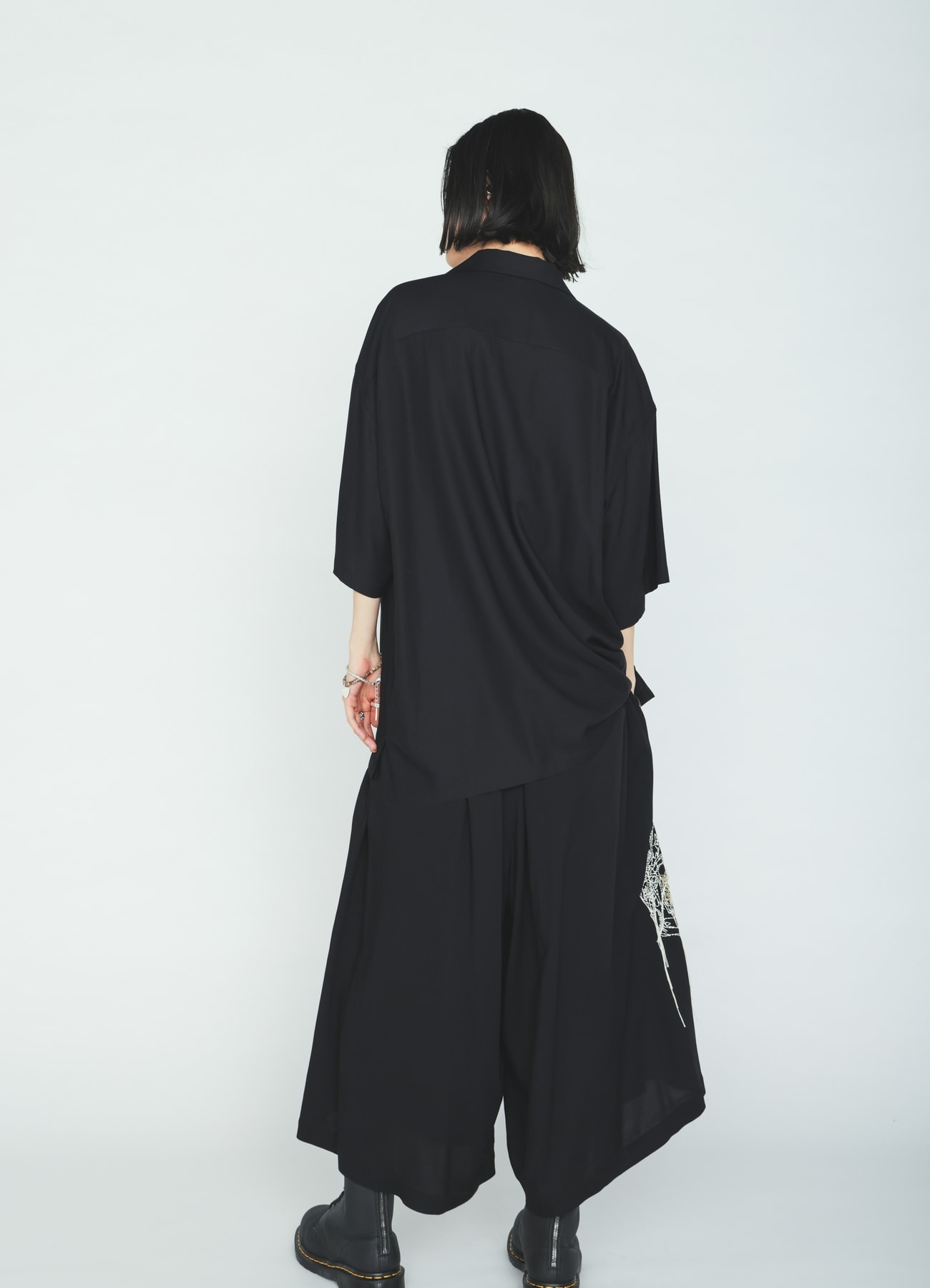 RAYON TWILL SKULL EMBROIDERY CULOTTE PANTS