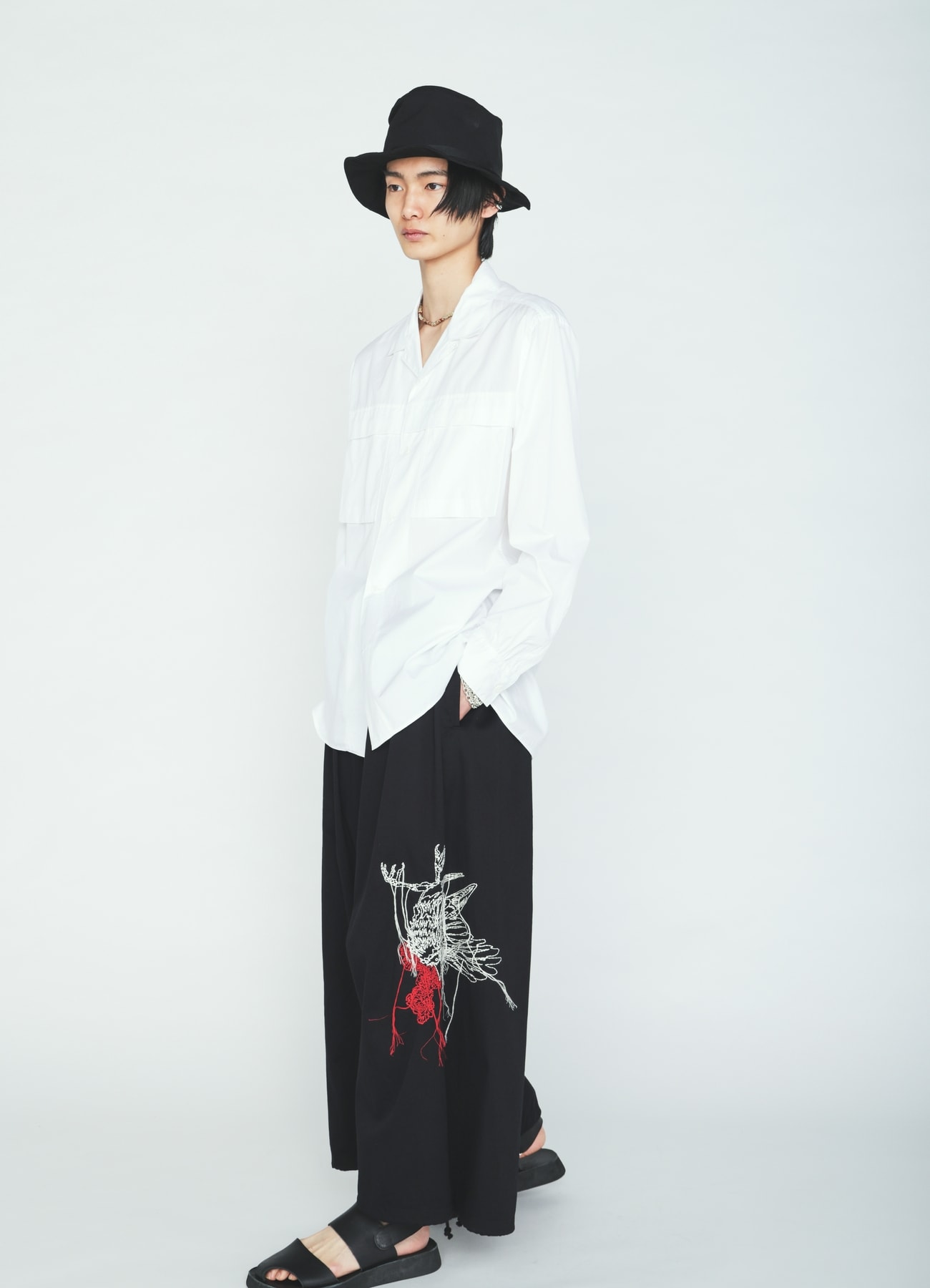 COTTON TWILL EMBROIDERY BALLOON PANTS