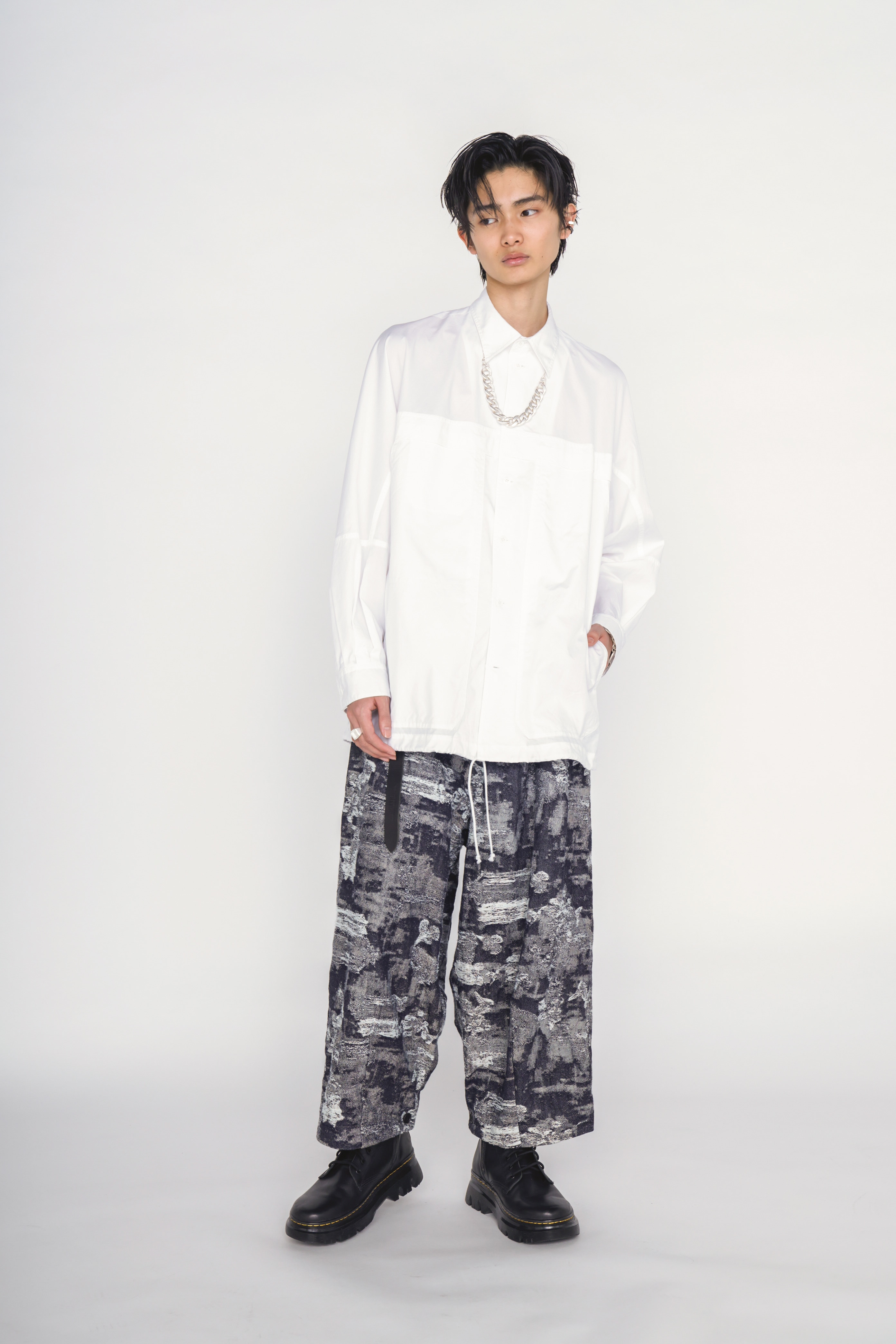 JACQUARD DENIM 2-TUCK PANTS