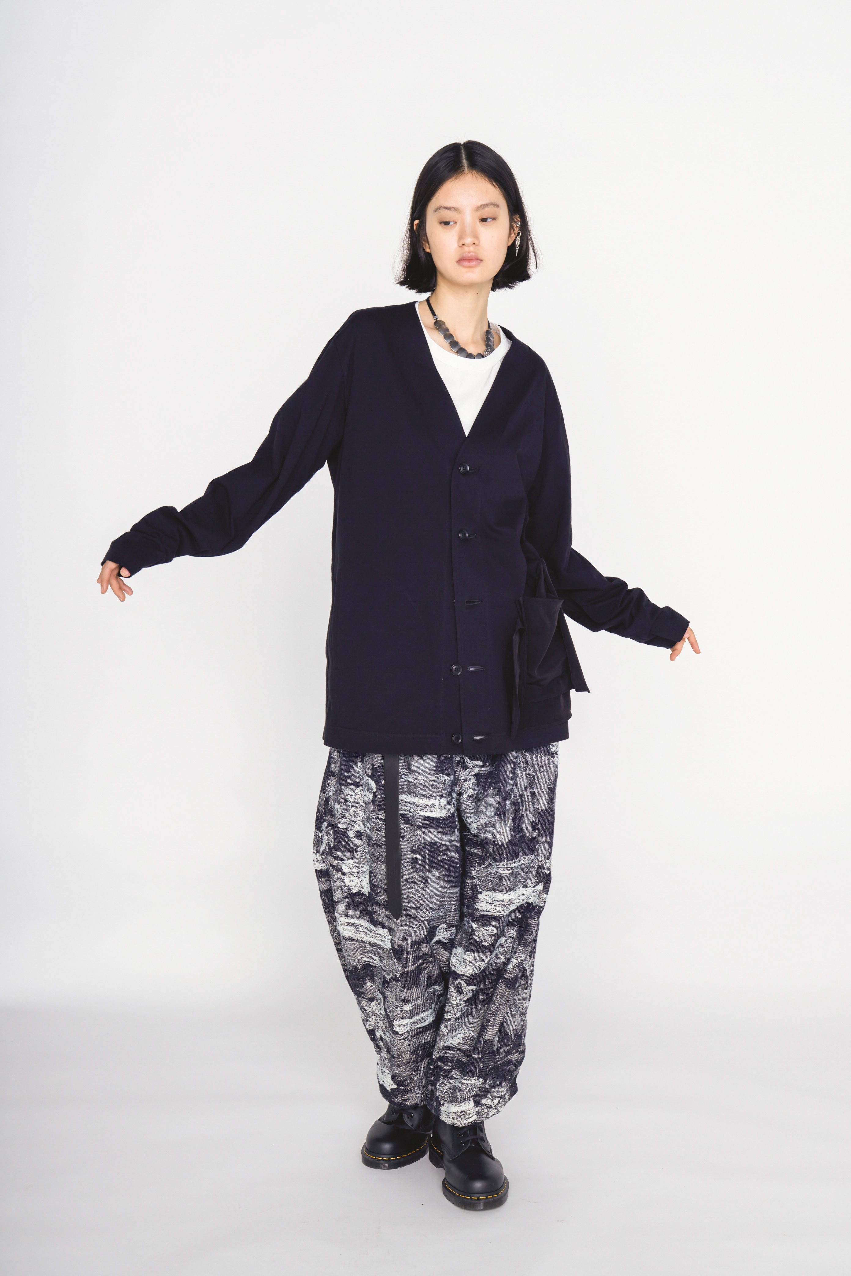 JACQUARD DENIM 2-TUCK PANTS