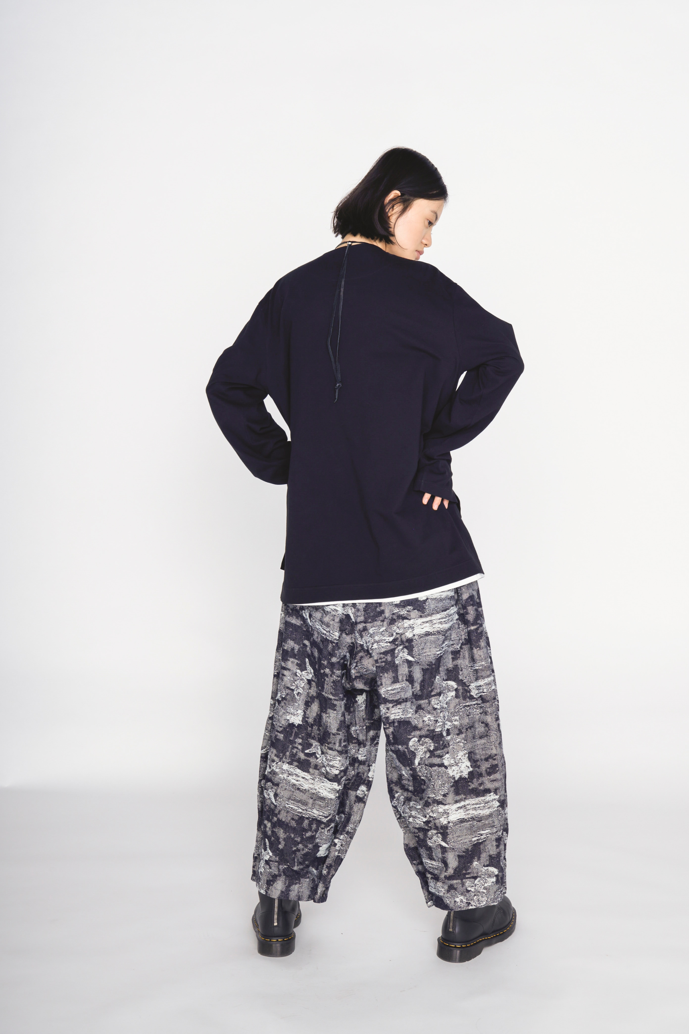 JACQUARD DENIM 2-TUCK PANTS
