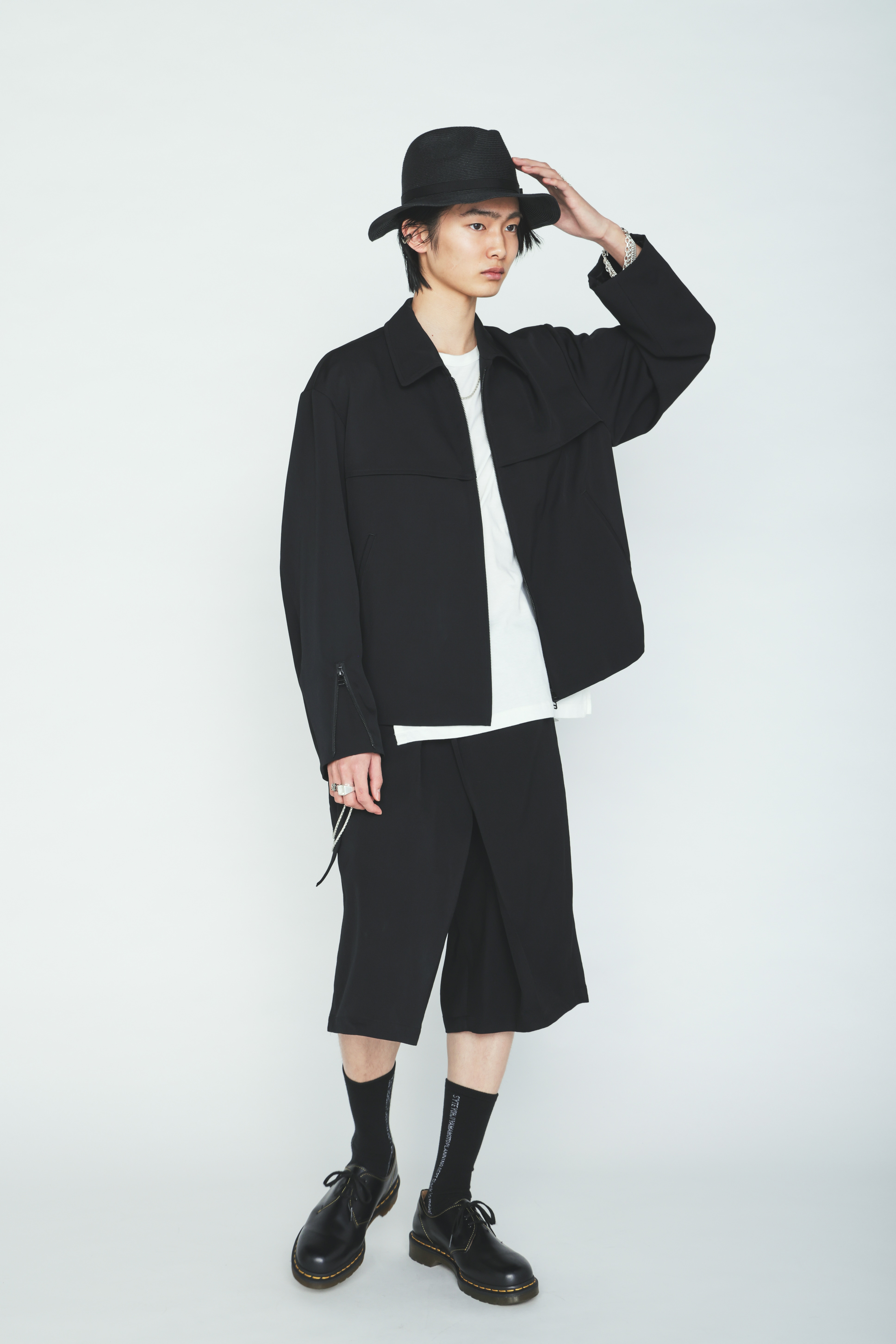 WASHER WOOL GABARDINE WRAP HALF PANTS
