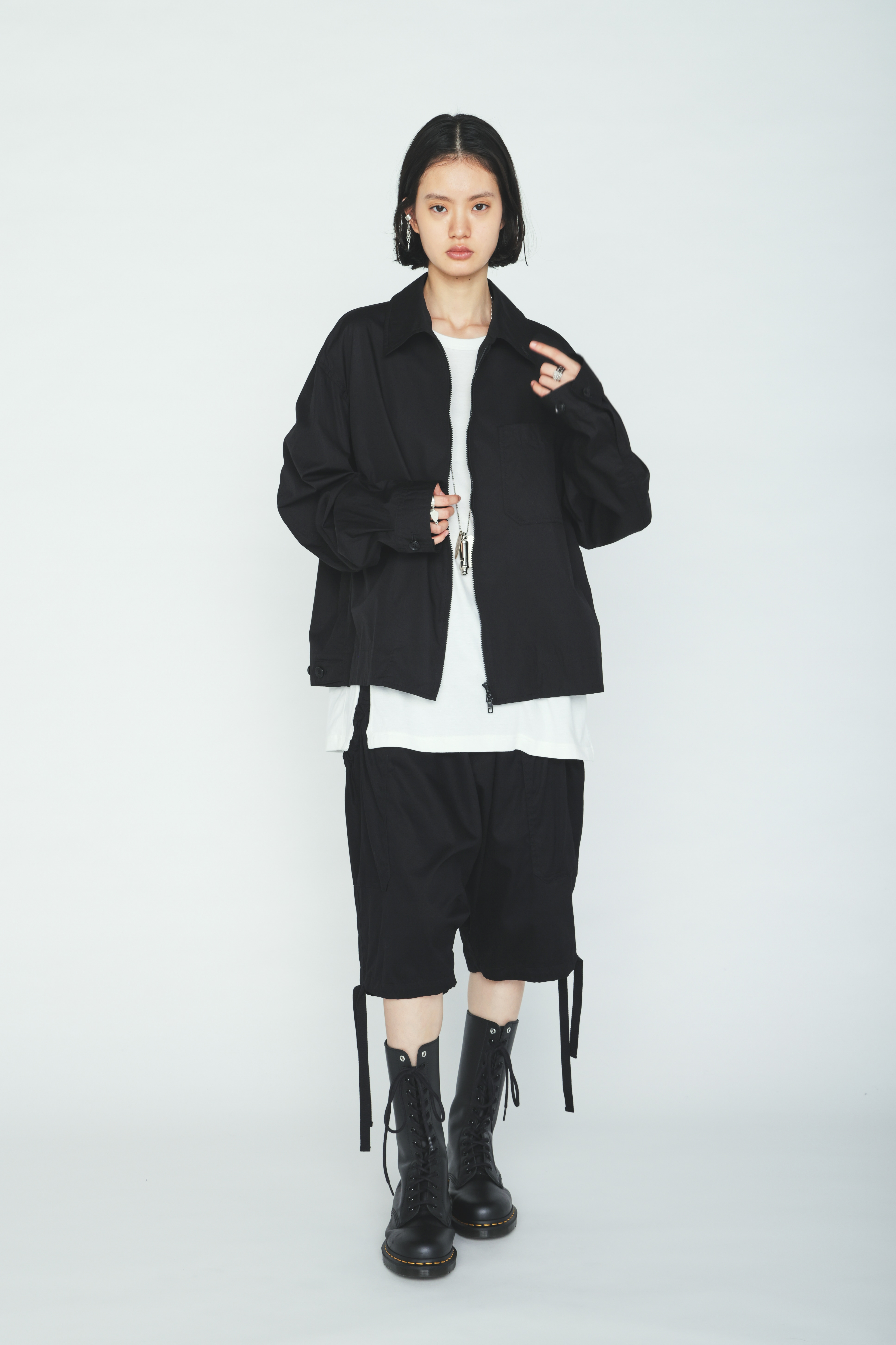 COTTON TWILL GATHERED POCKET SHORT PANTS