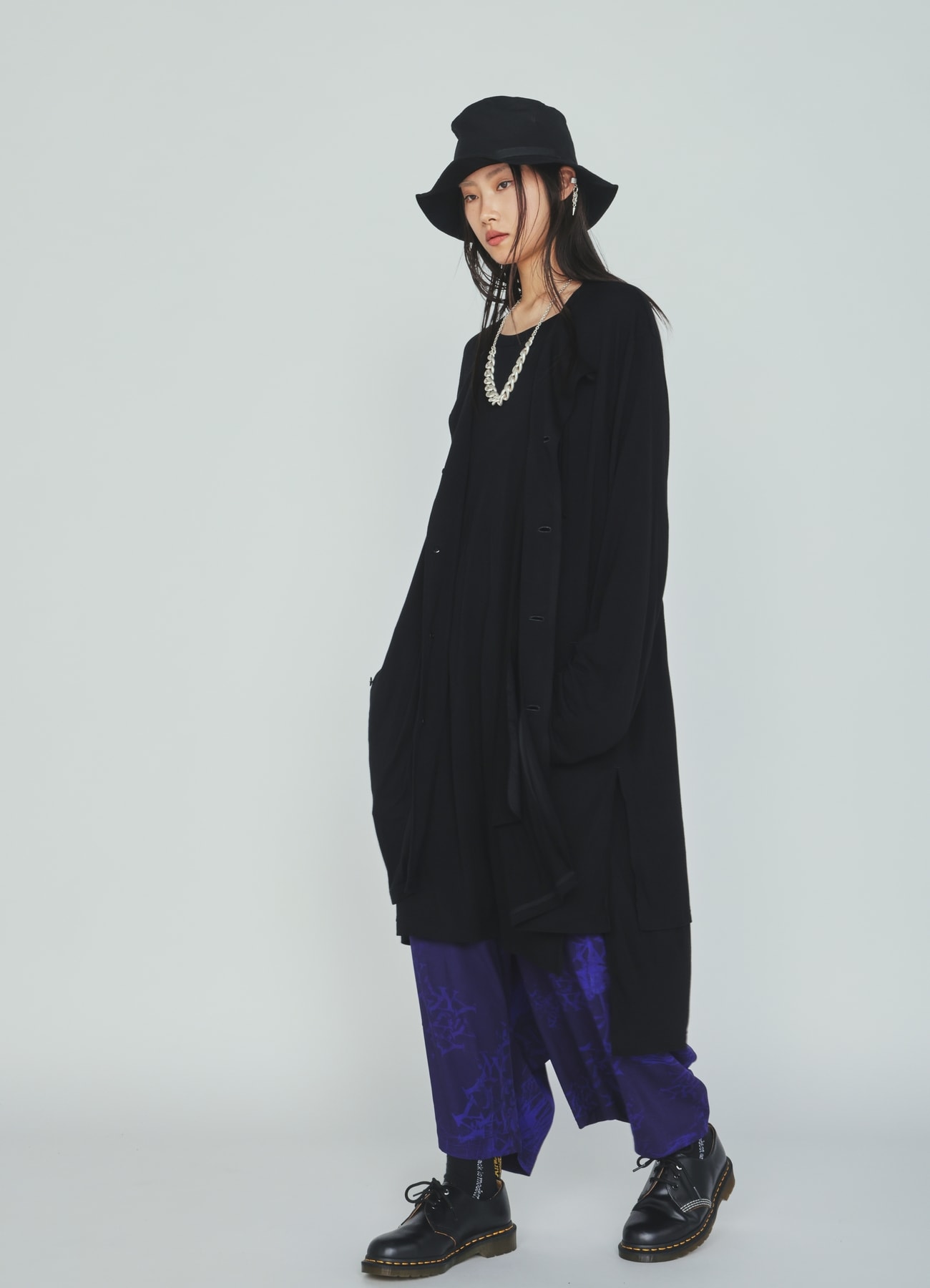 RAYON “Y” LETTER AND INDIAN MOTIF PRINT WIDE SAROUEL PANTS