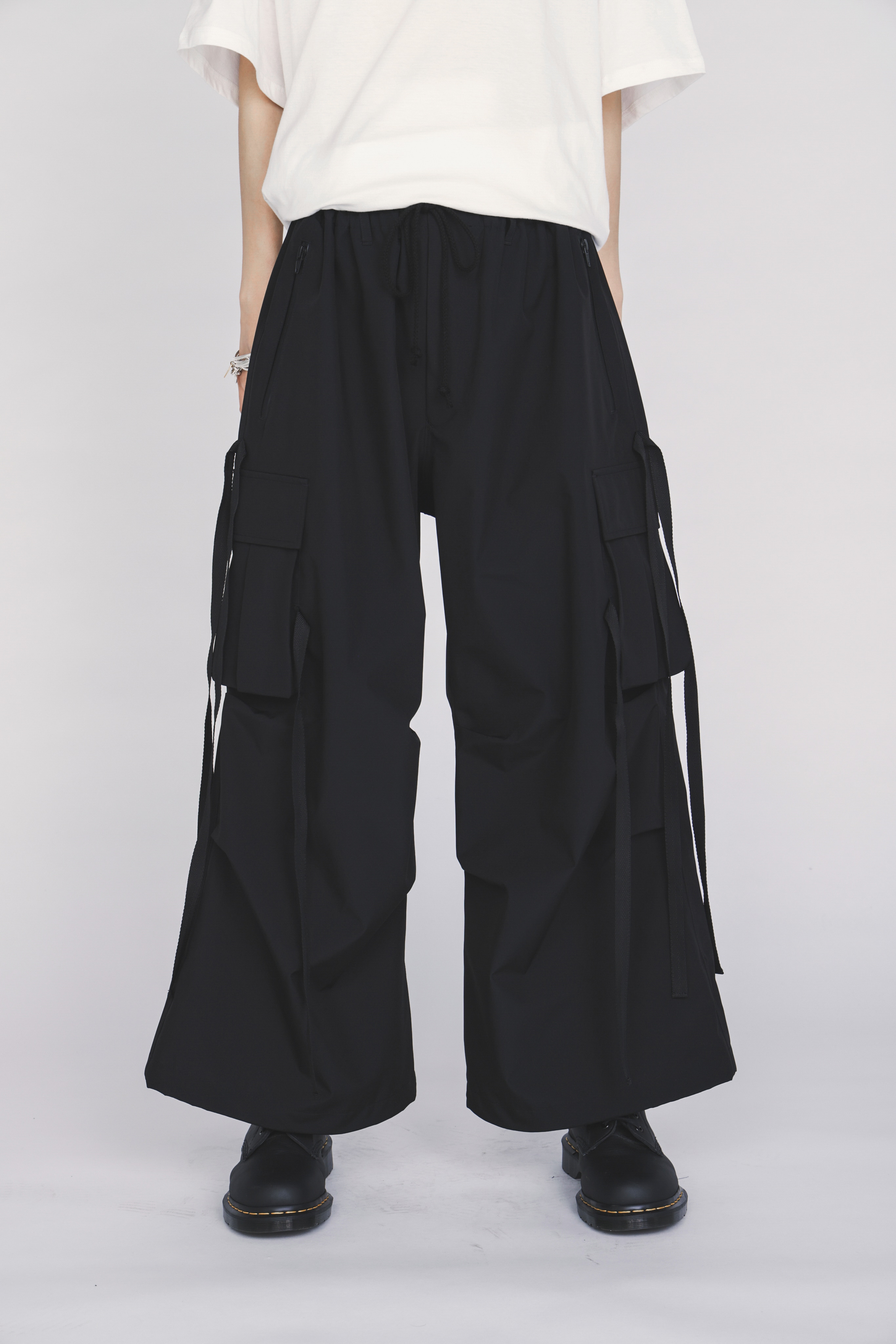 WATERPROOF TECH FABRIC STRAPPED TECHNO PANTS