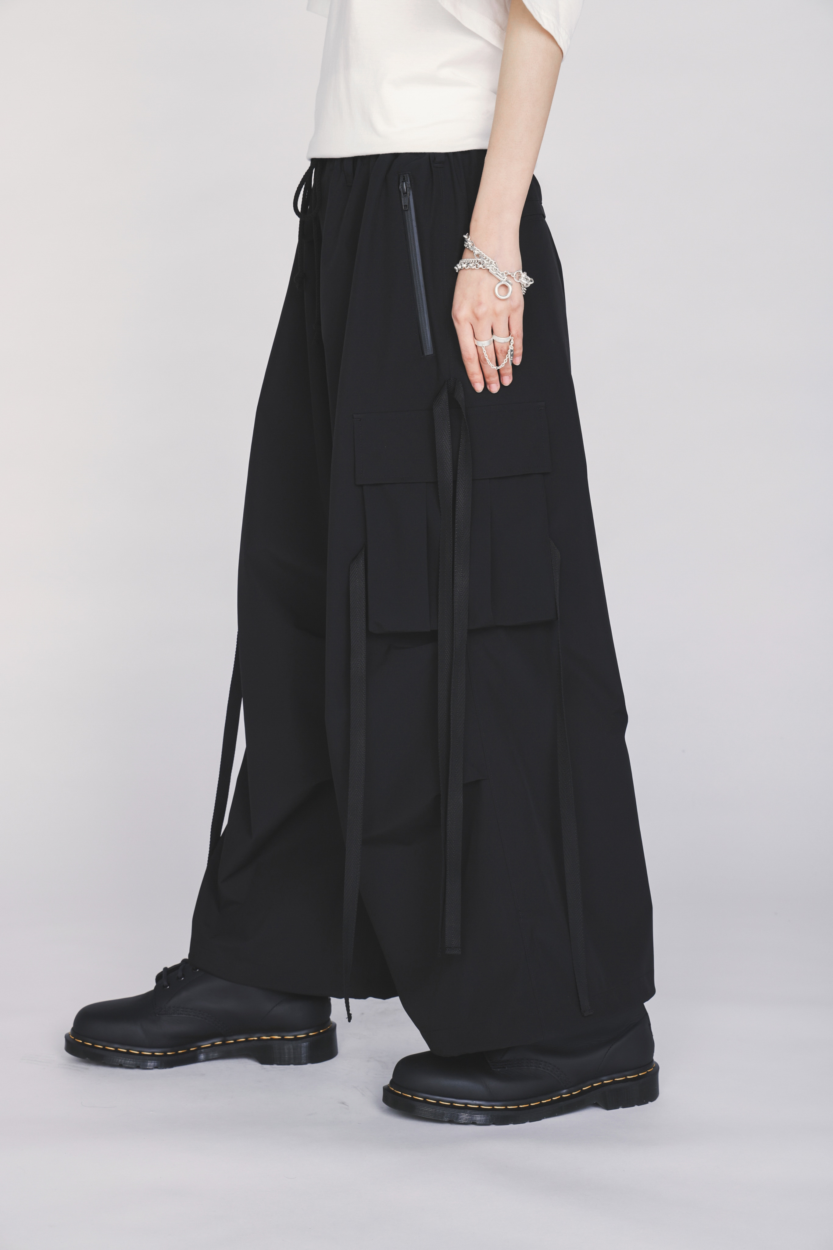 WATERPROOF TECH FABRIC STRAPPED TECHNO PANTS