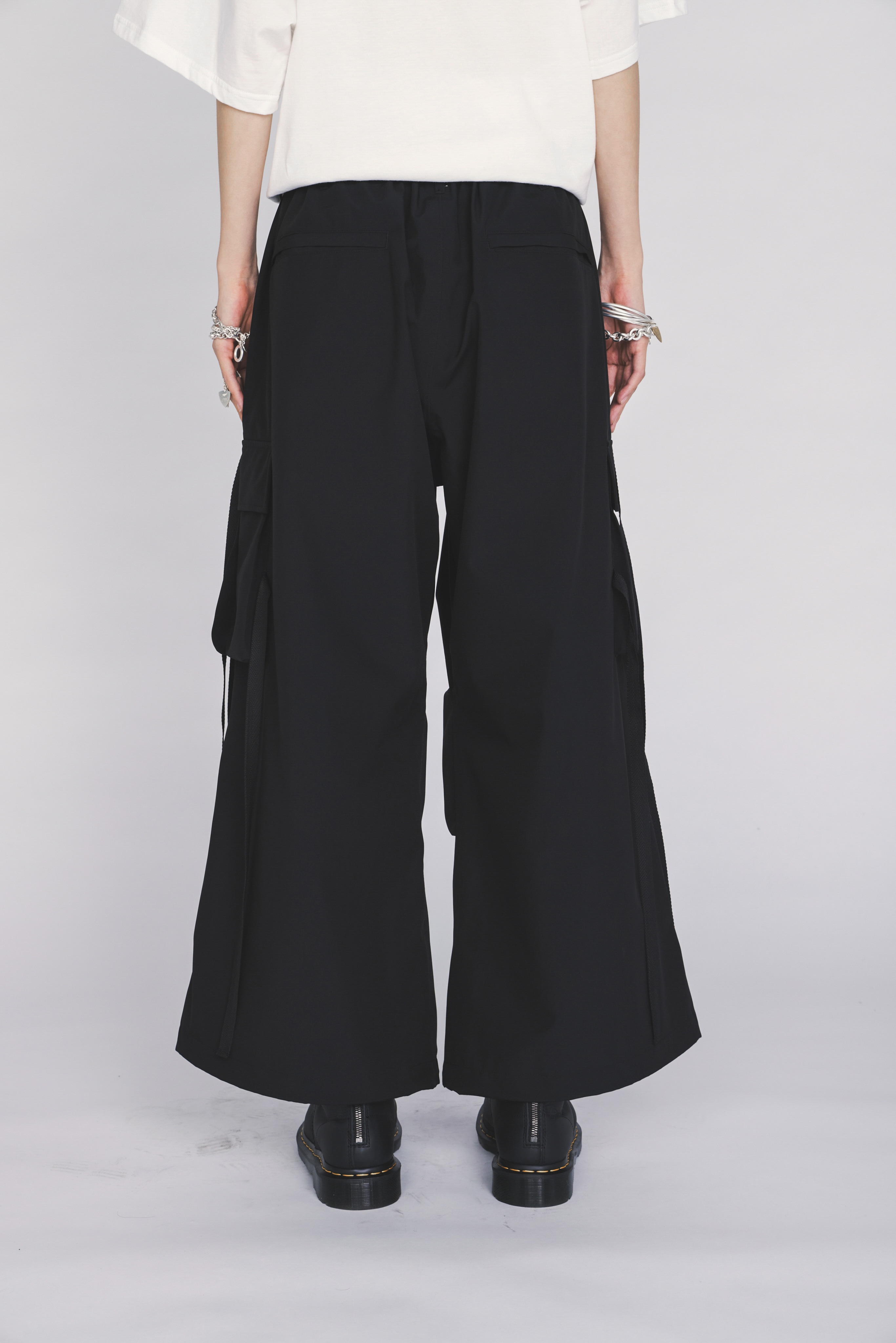 WATERPROOF TECH FABRIC STRAPPED TECHNO PANTS