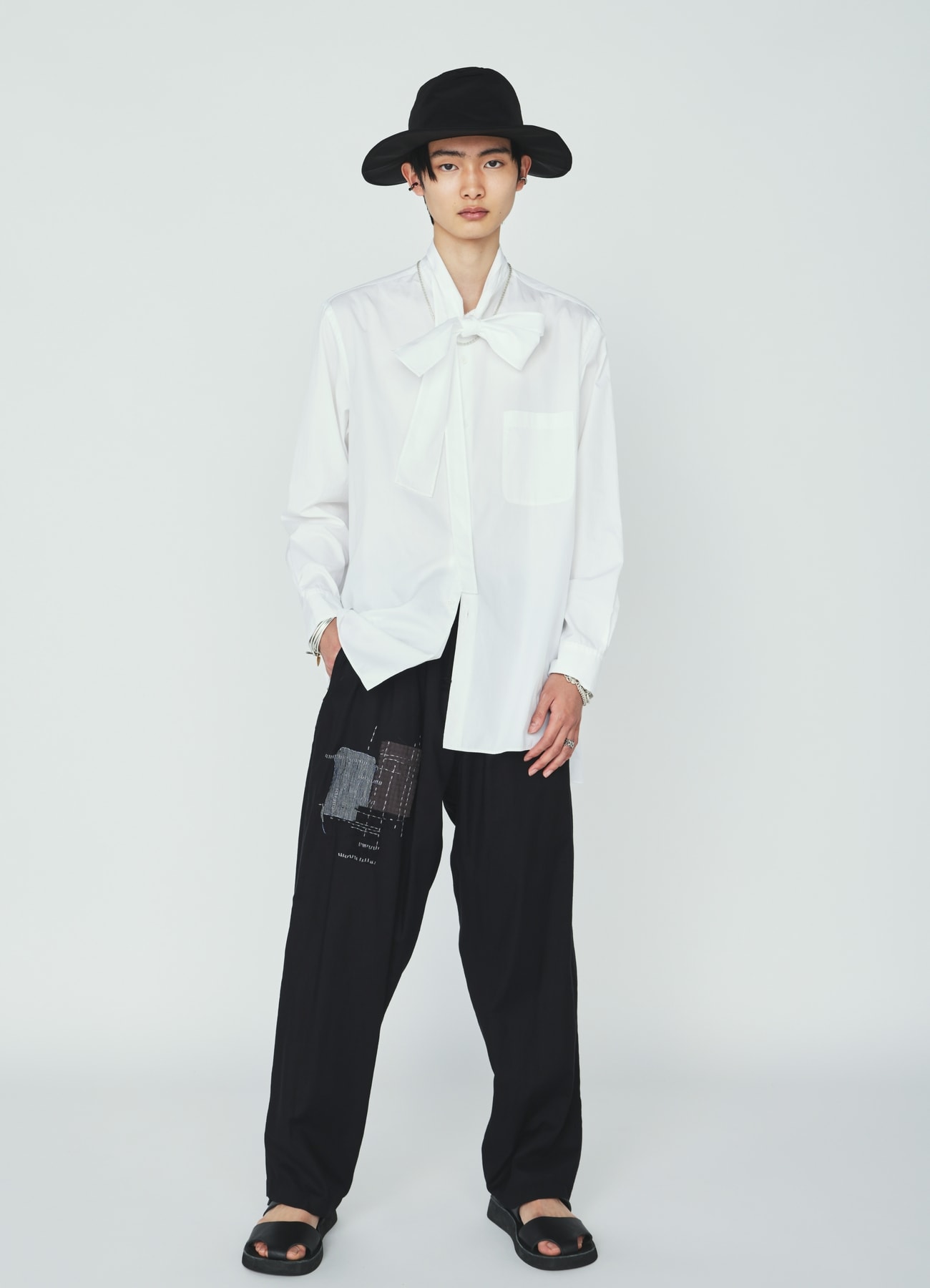 ORGANIC COTTON WASHER TAPERED PANTS WITH SASHIKO EMBROIDERY