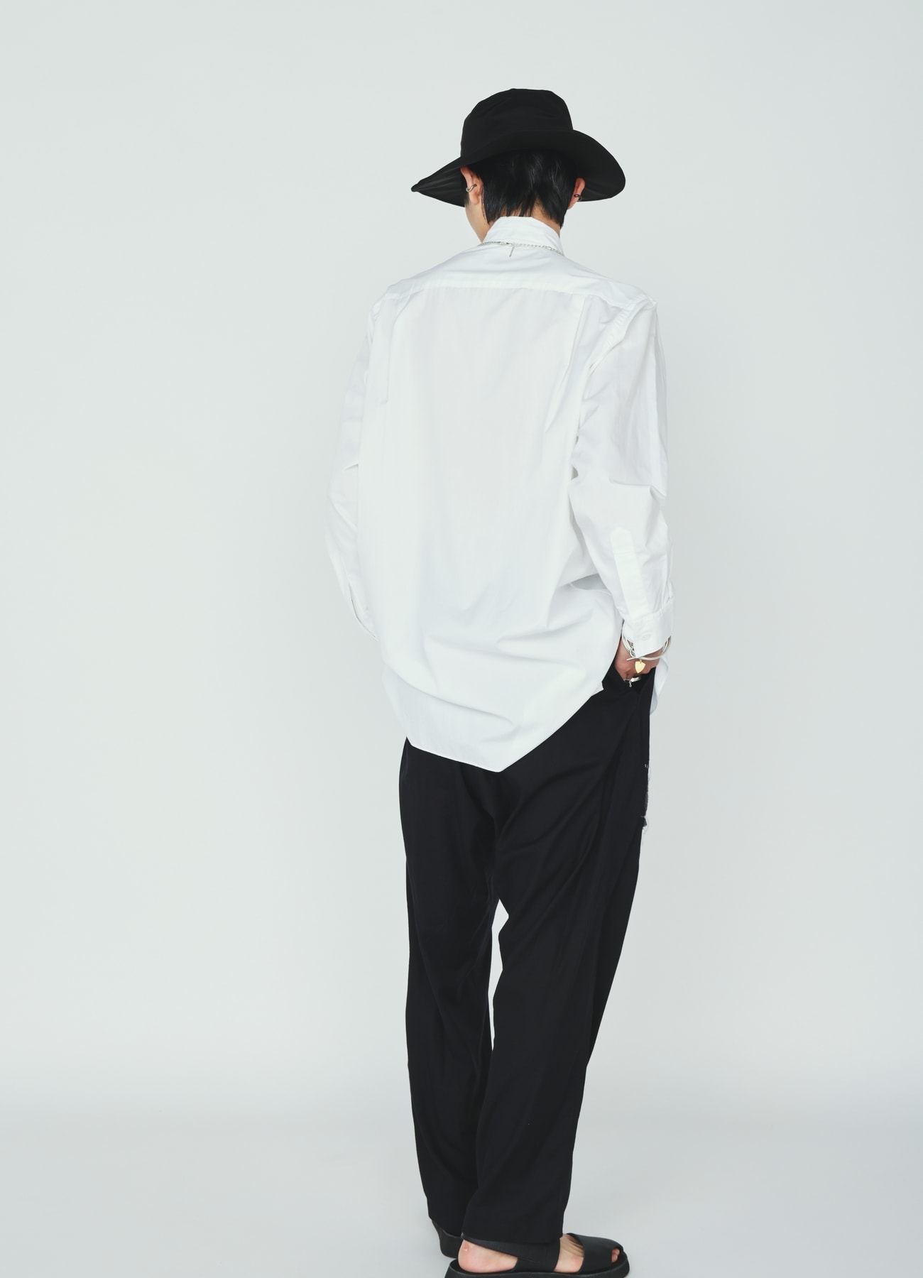 ORGANIC COTTON WASHER TAPERED PANTS WITH SASHIKO EMBROIDERY