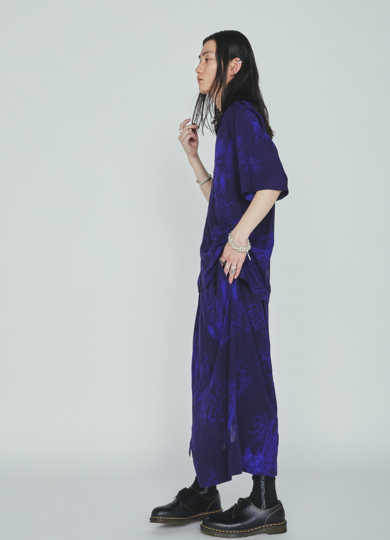 RAYON “Y” LETTER AND INDIAN MOTIF PRINT WRAP SKIRT(S Navy): S'YTE