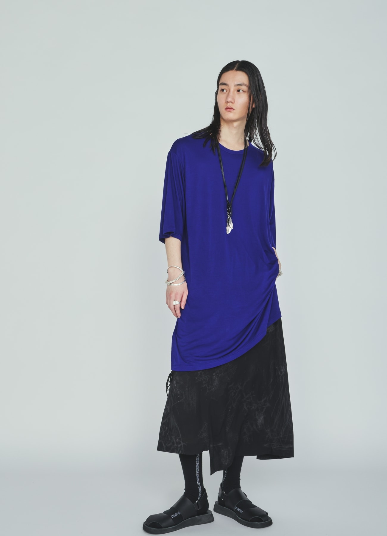 RAYON “Y” LETTER AND SUN-MOON PRINT WRAP SKIRT