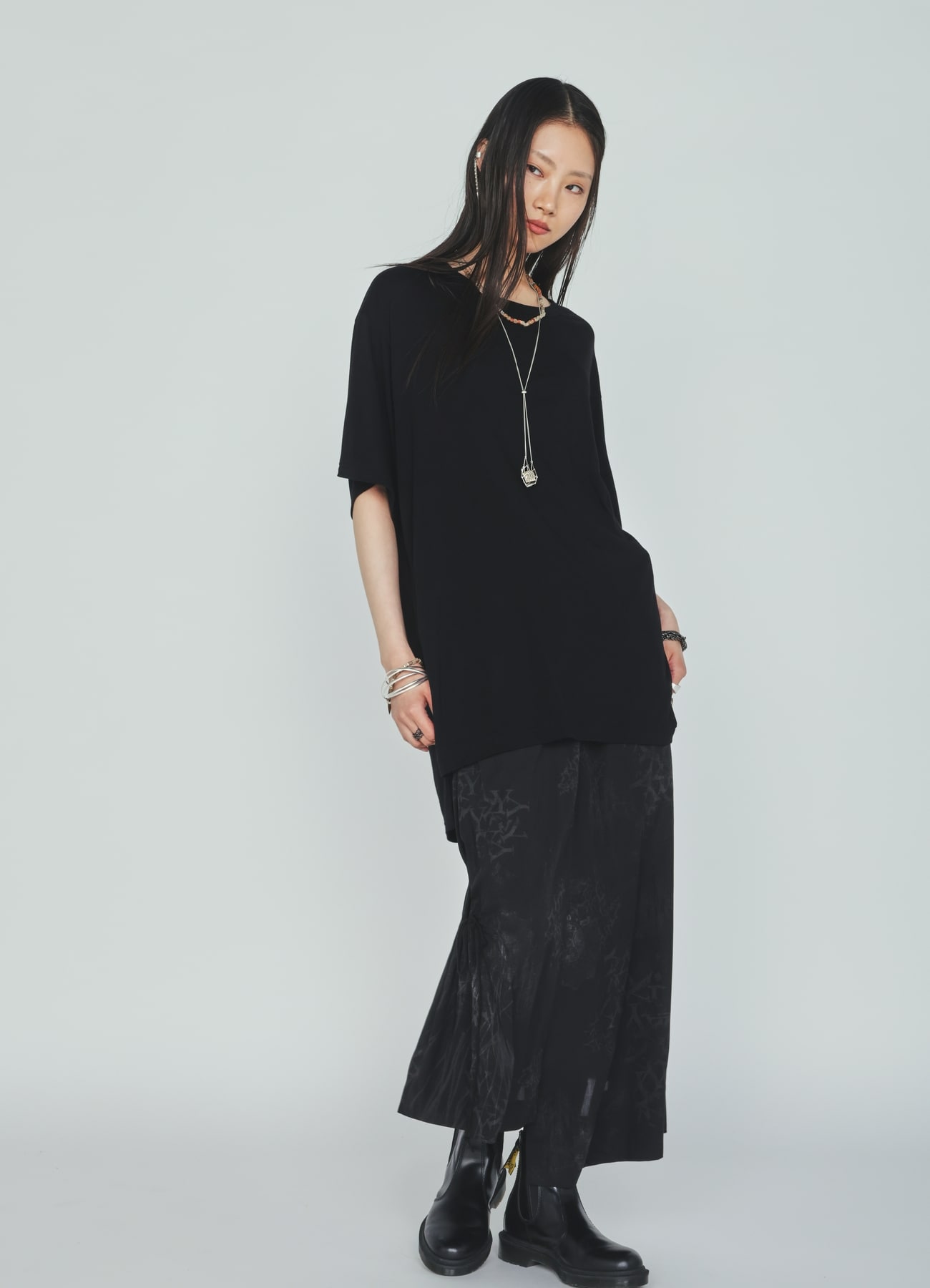 RAYON “Y” LETTER AND SUN-MOON PRINT WRAP SKIRT