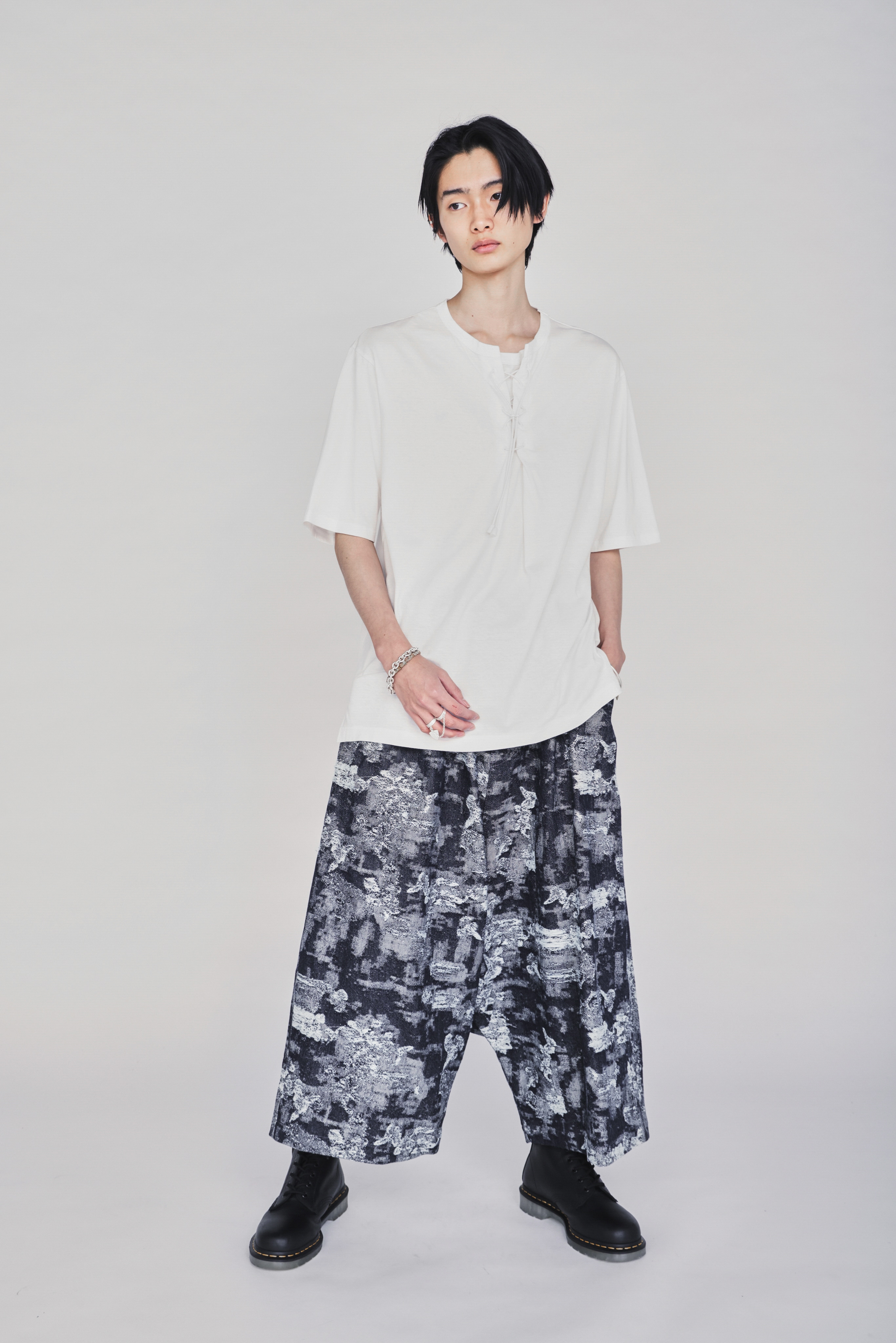 30/COTTON JERSEY LACE-UP T-SHIRT