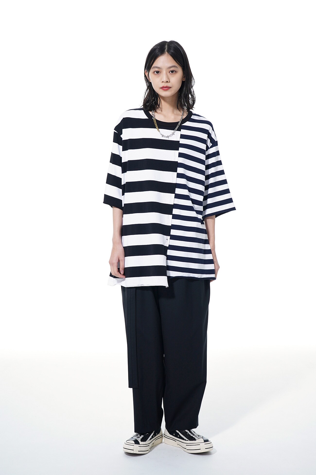 Staggered Horizontal Stripes Asymmetry T-Shirts