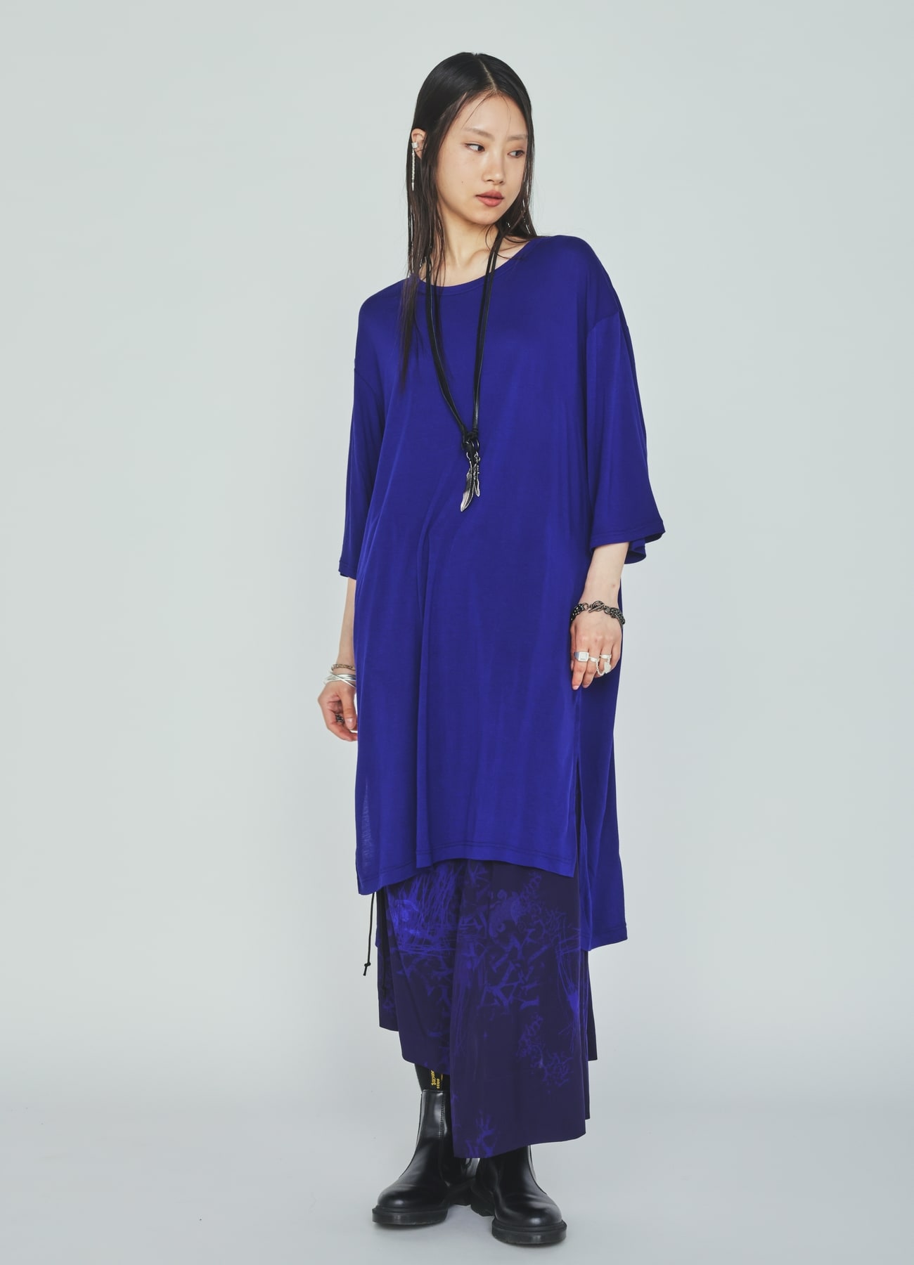 RAYON JERSEY SIDE SLITS LONG T-SHIRT