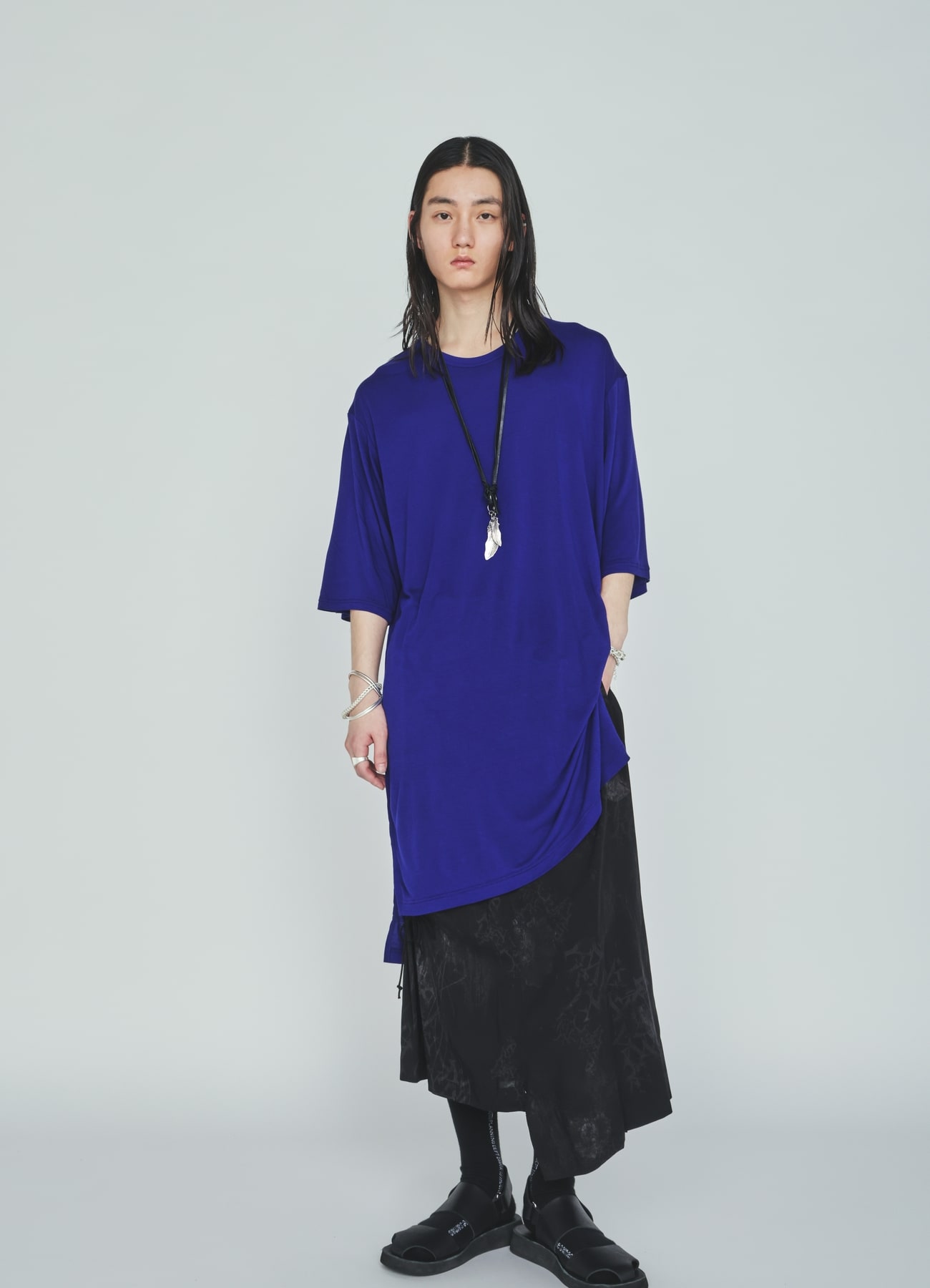 RAYON JERSEY SIDE SLITS LONG T-SHIRT(M Blue): S'YTE｜THE SHOP