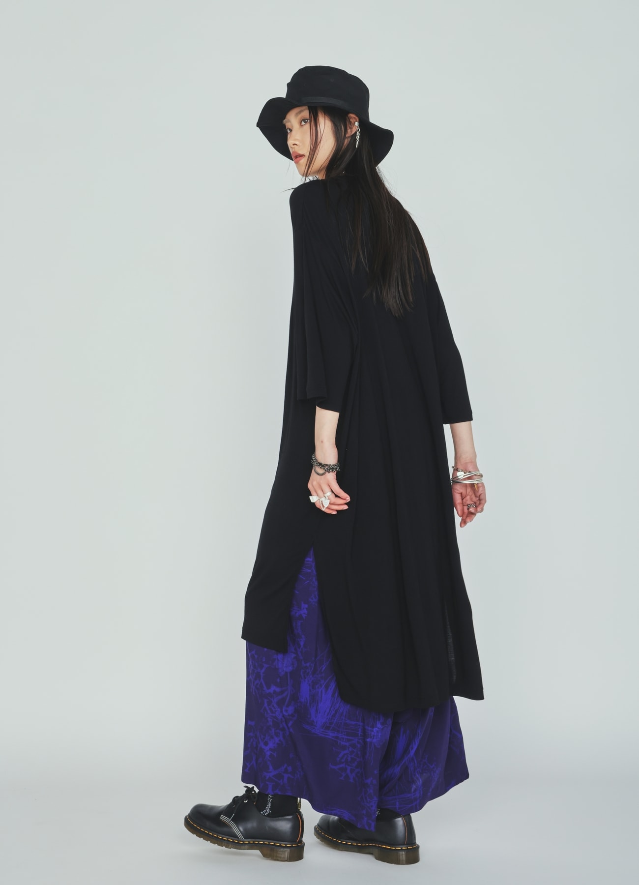 RAYON JERSEY SIDE SLITS LONG T-SHIRT
