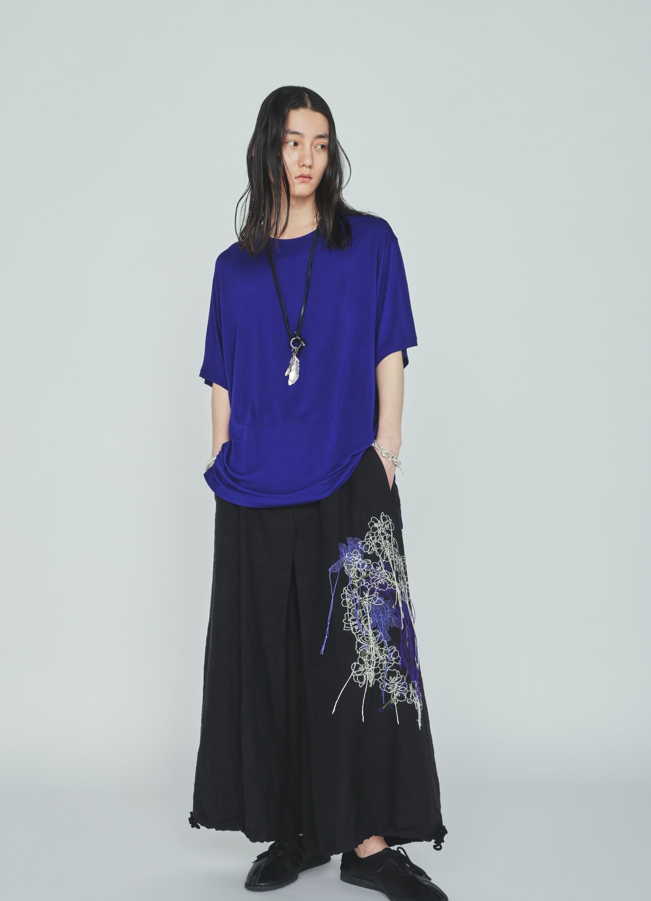 RAYON JERSEY SIDE SLITS T-SHIRT