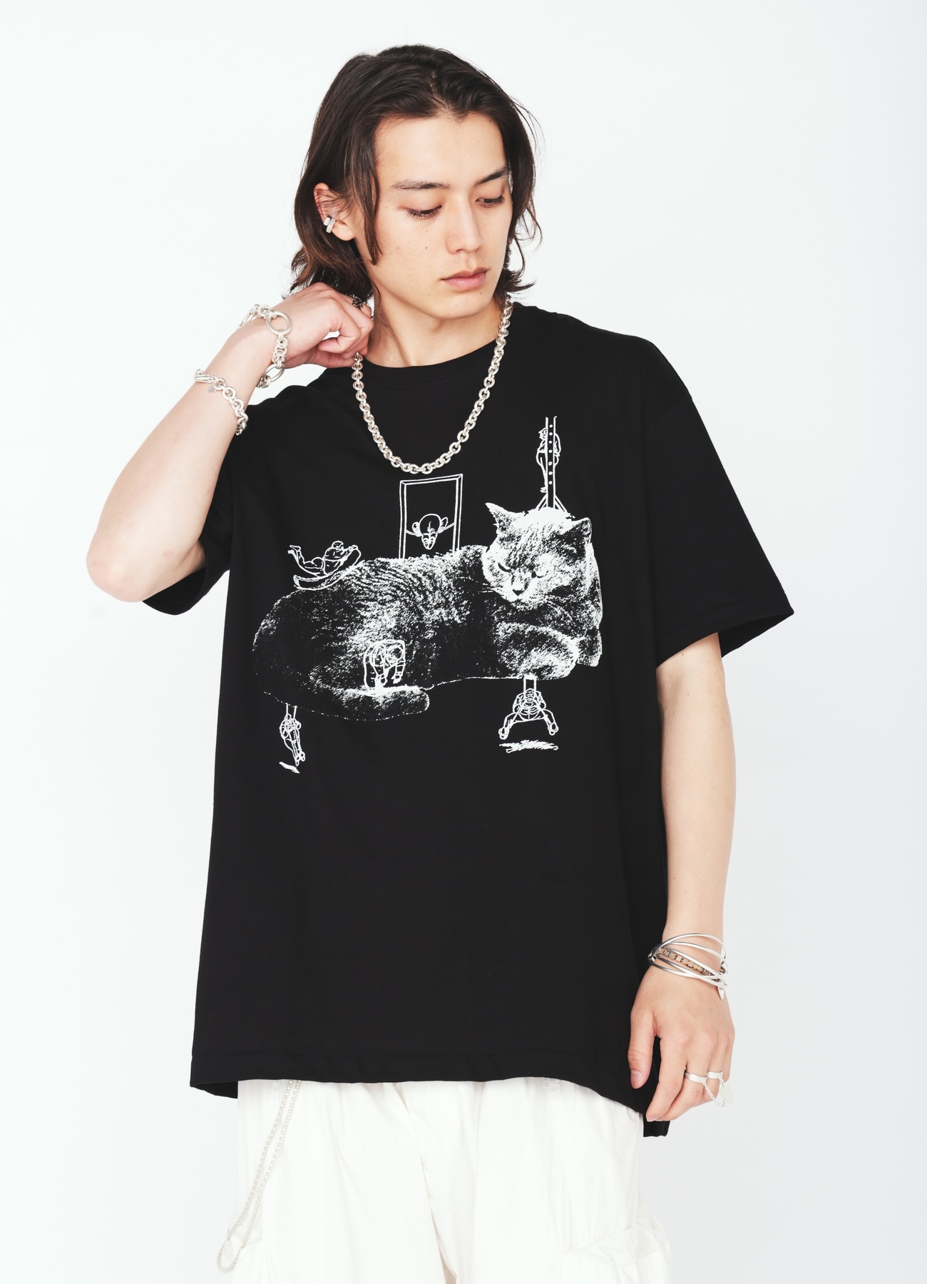 GRAPHIC T-SHIRT -CAT AMUSEMENT PARK-(S Black): S'YTE｜THE SHOP