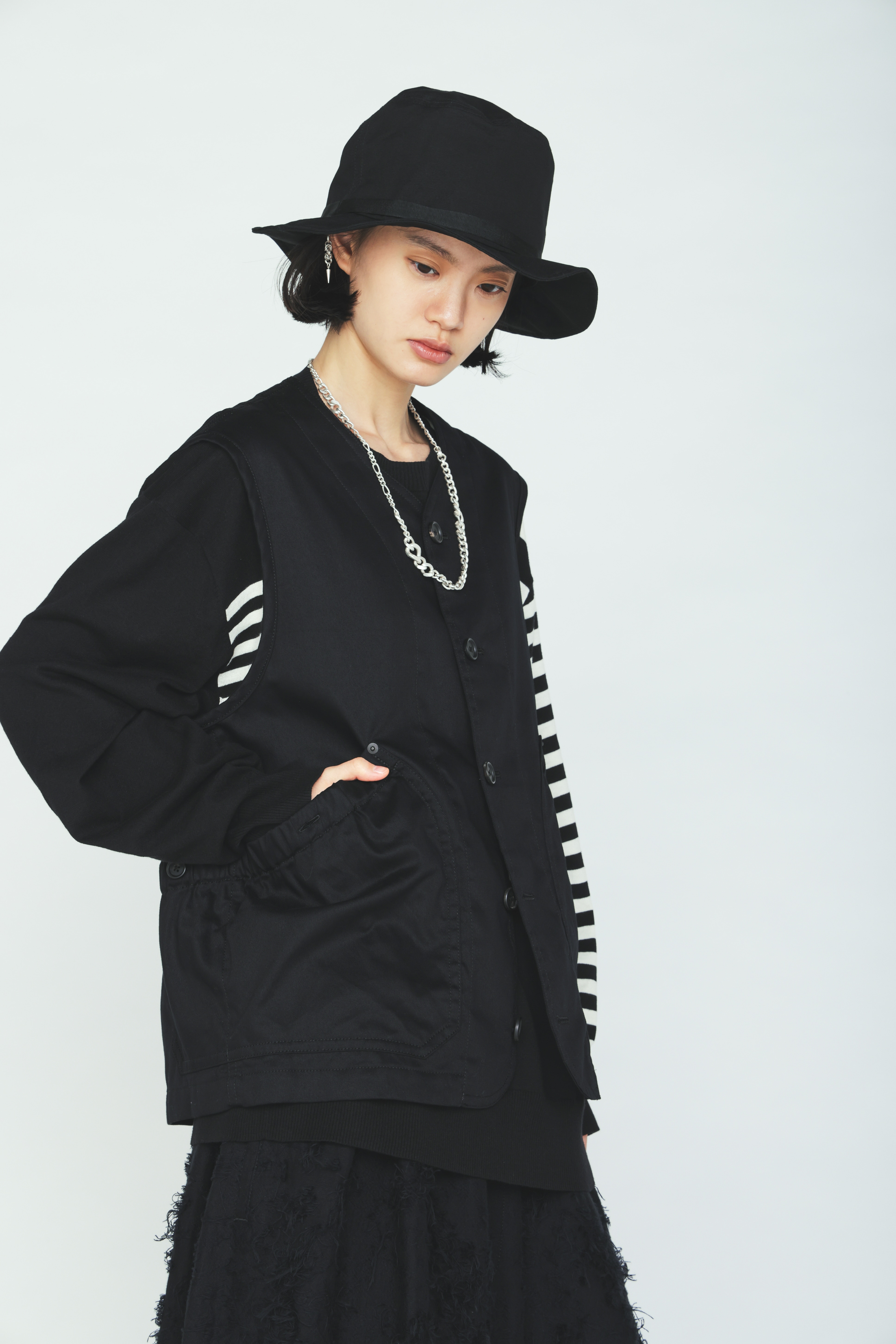 COTTON TWILL GATHERED POCKET VEST