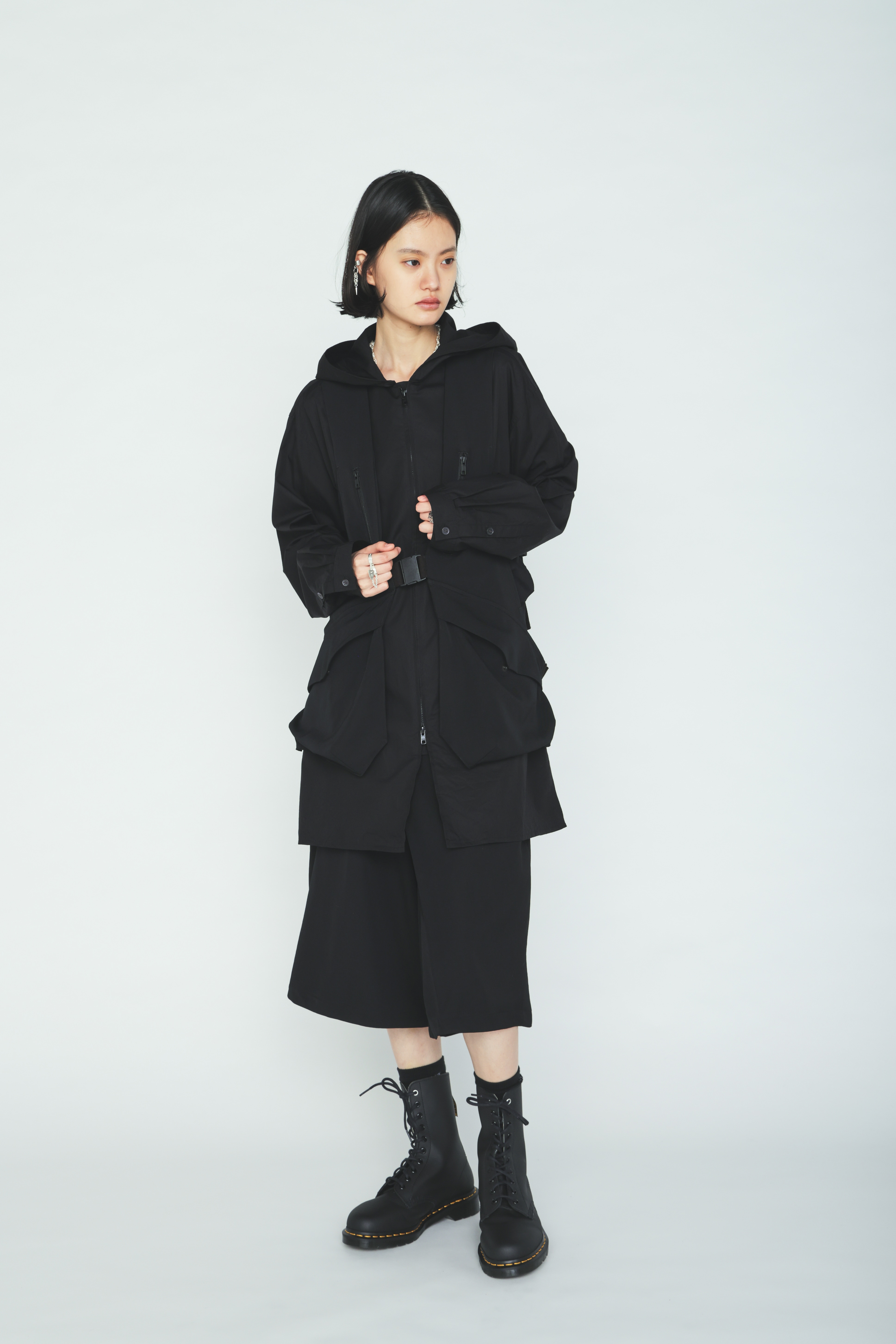 WASHER WOOL GABARDINE SIDE BELTED VEST