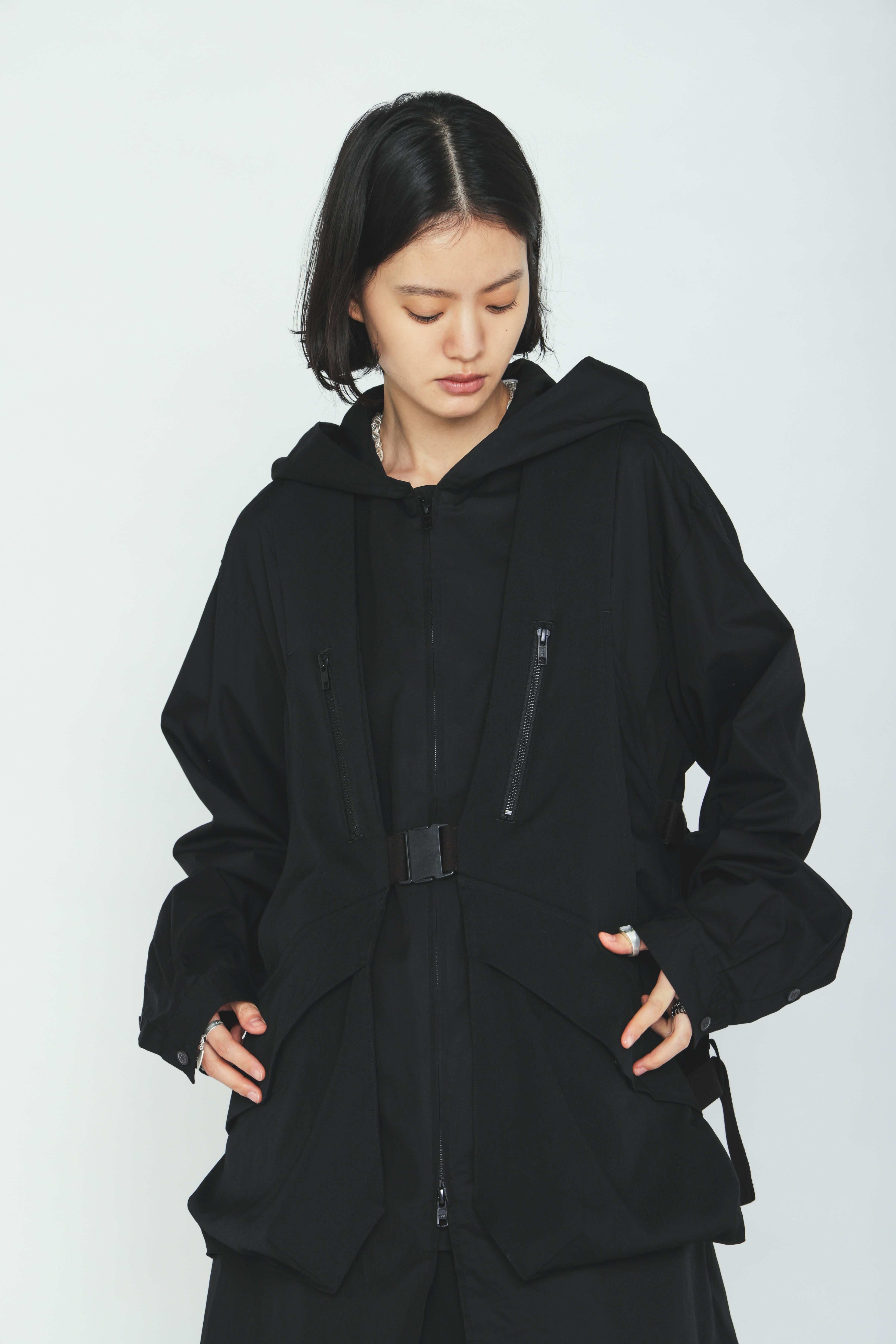 WASHER WOOL GABARDINE SIDE BELTED VEST