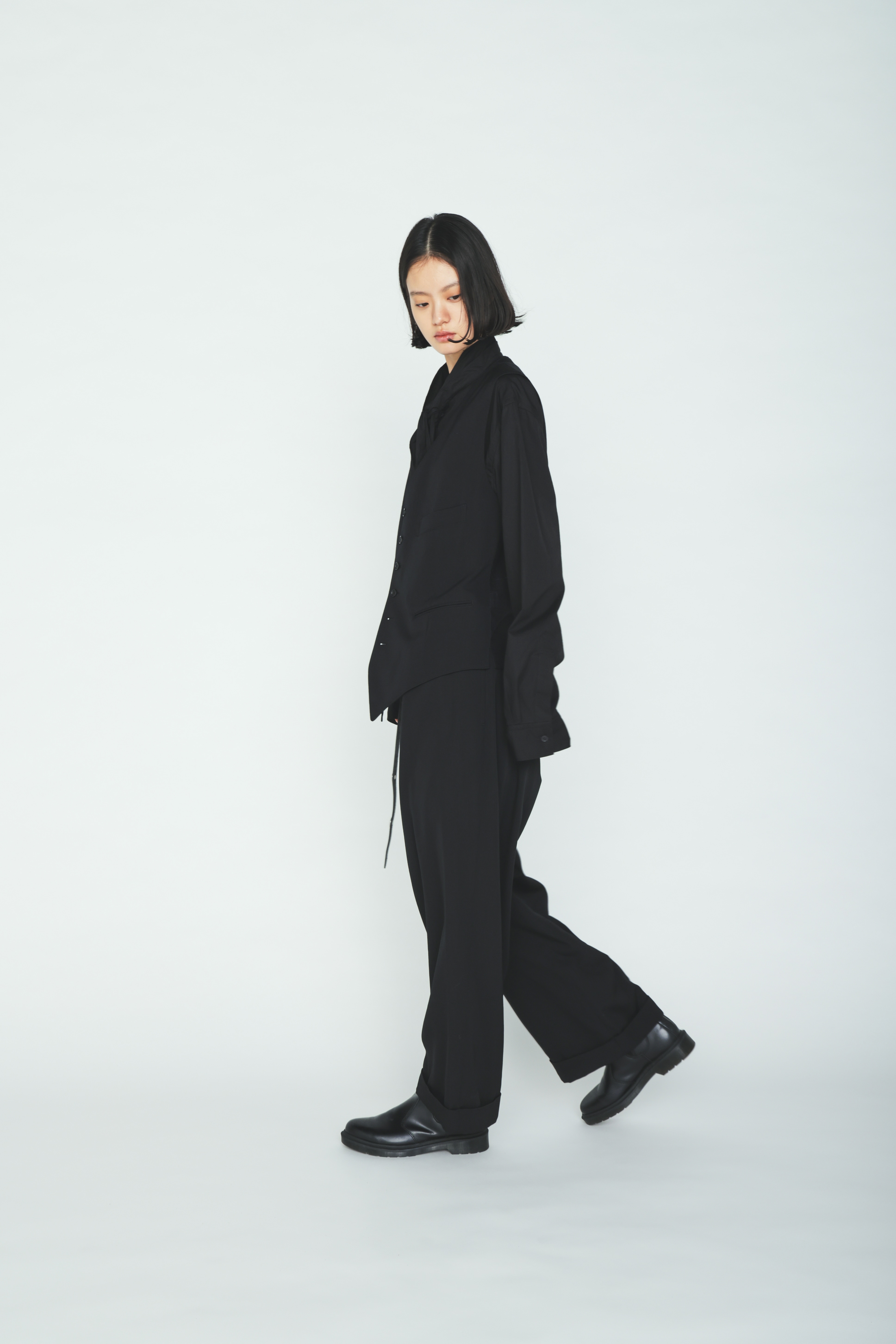 WASHER WOOL GABARDINE V NECK VEST