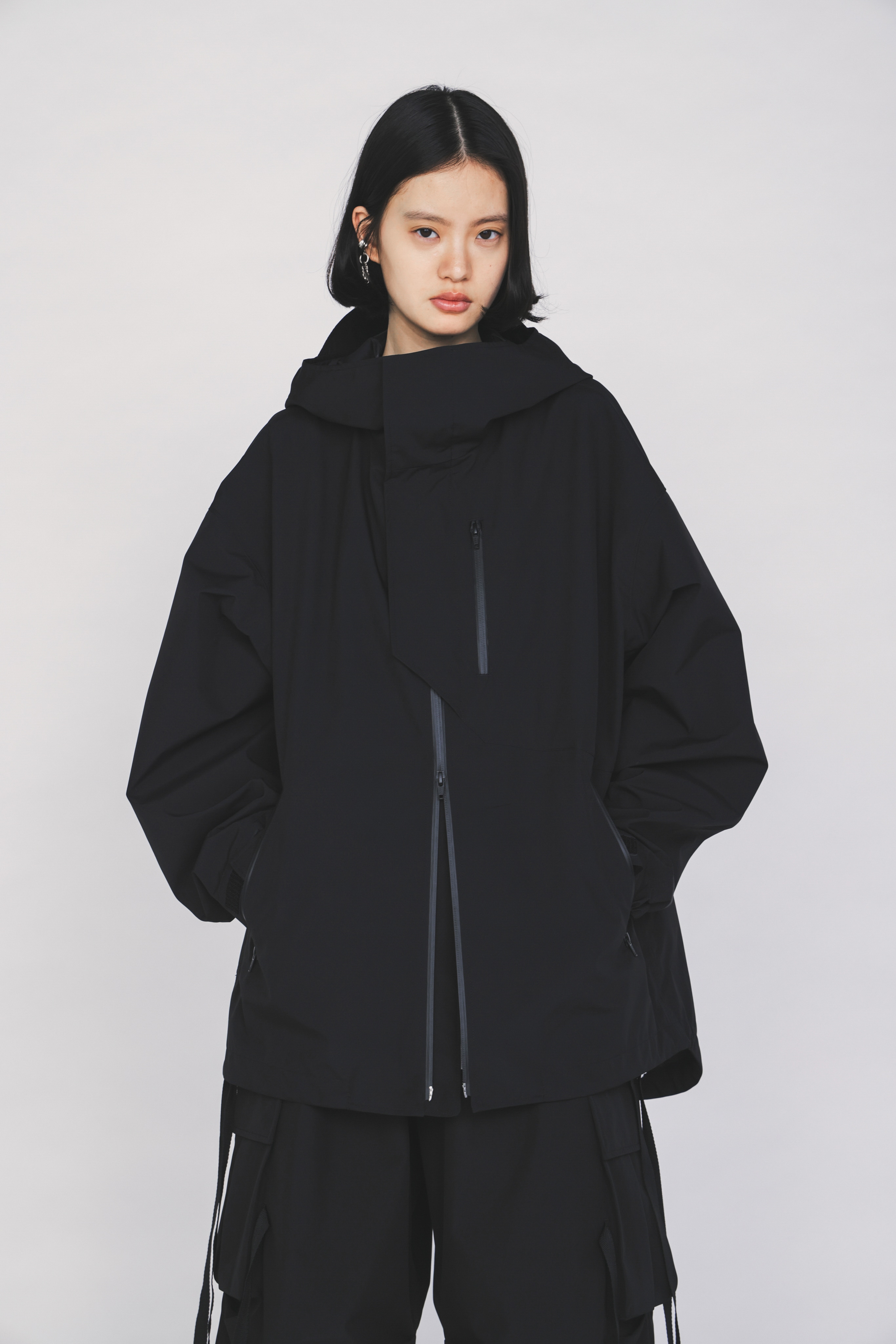 WATERPROOF TECH FABRIC MOUNTAIN PARKA