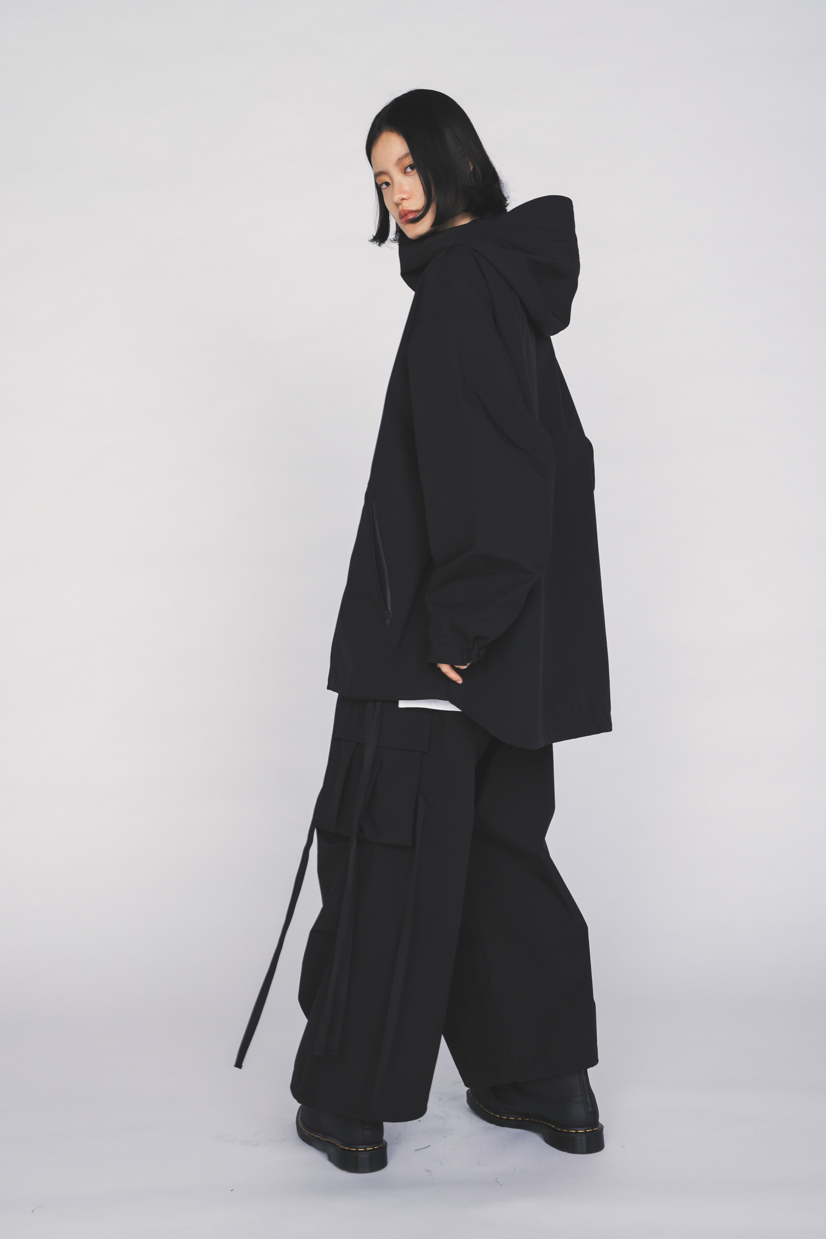 WATERPROOF TECH FABRIC MOUNTAIN PARKA