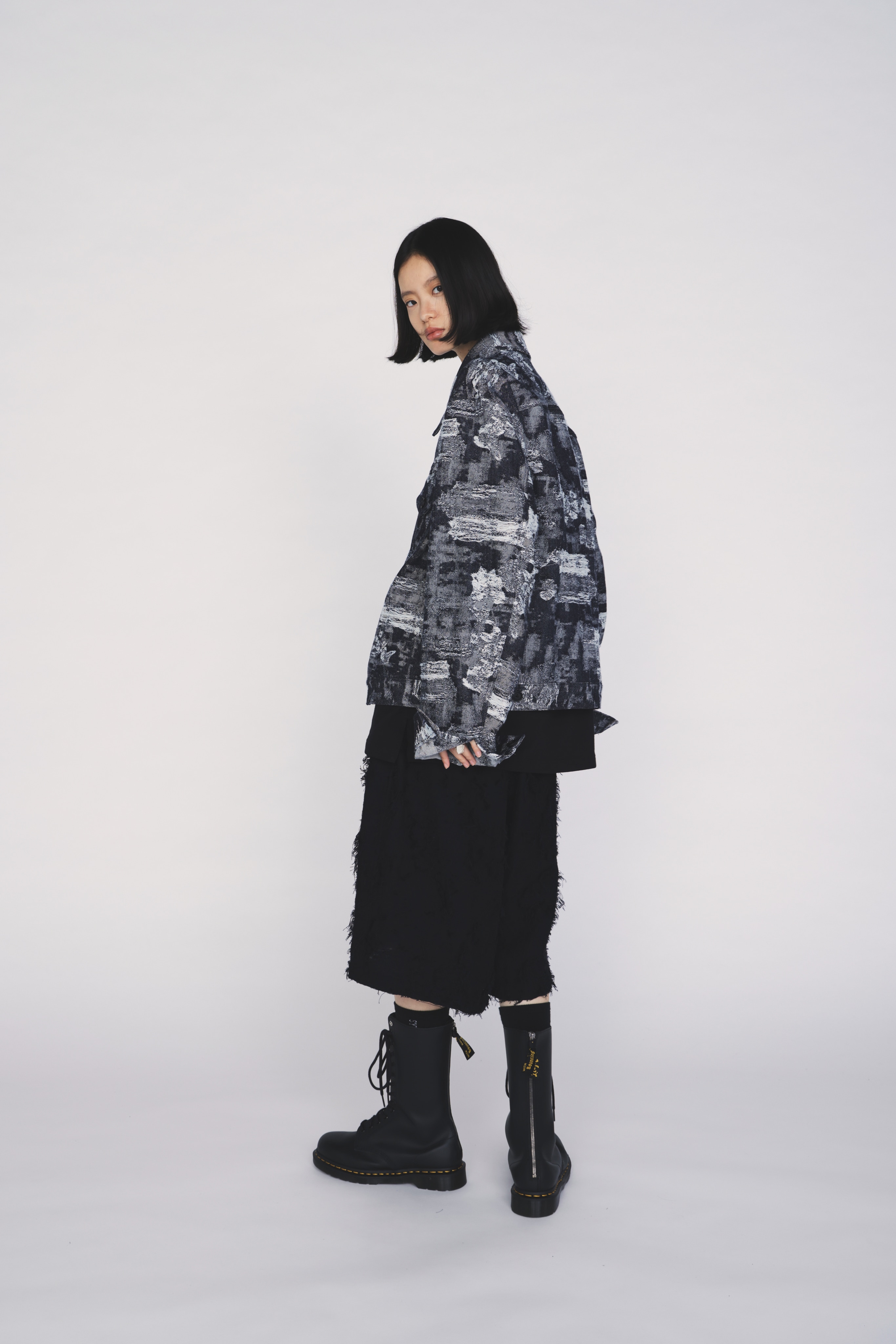 JACQUARD DENIM TRUCKER JACKET