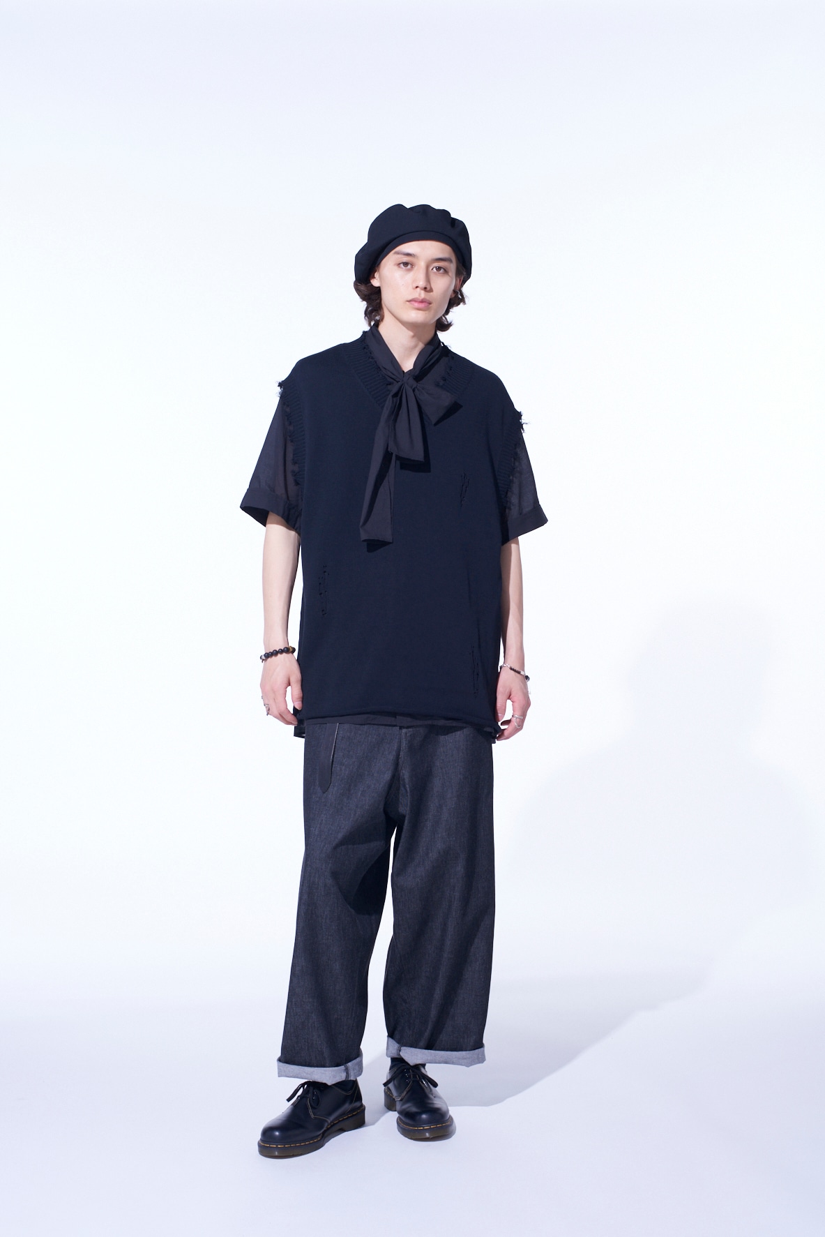 COMPACT TWIST 10G DAMAGED KNITTED VEST