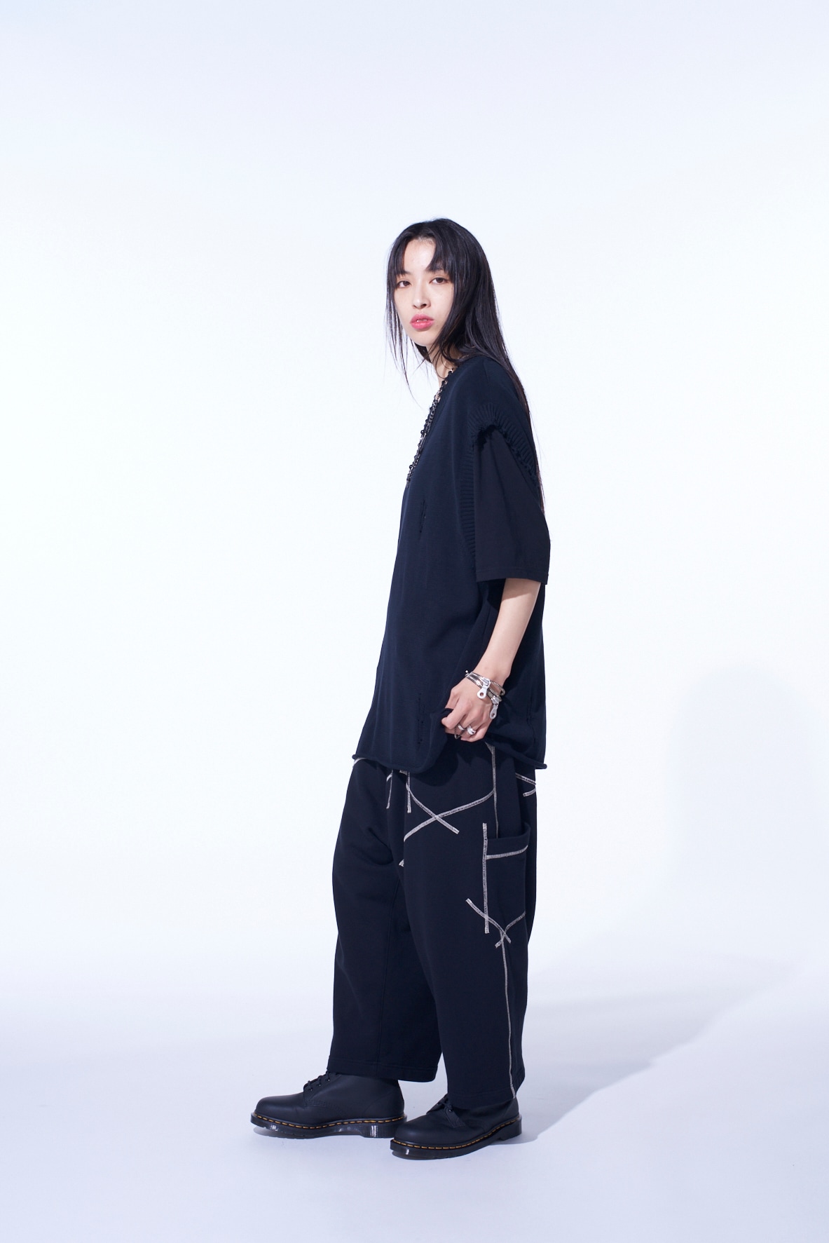 COMPACT TWIST 10G DAMAGED KNITTED VEST