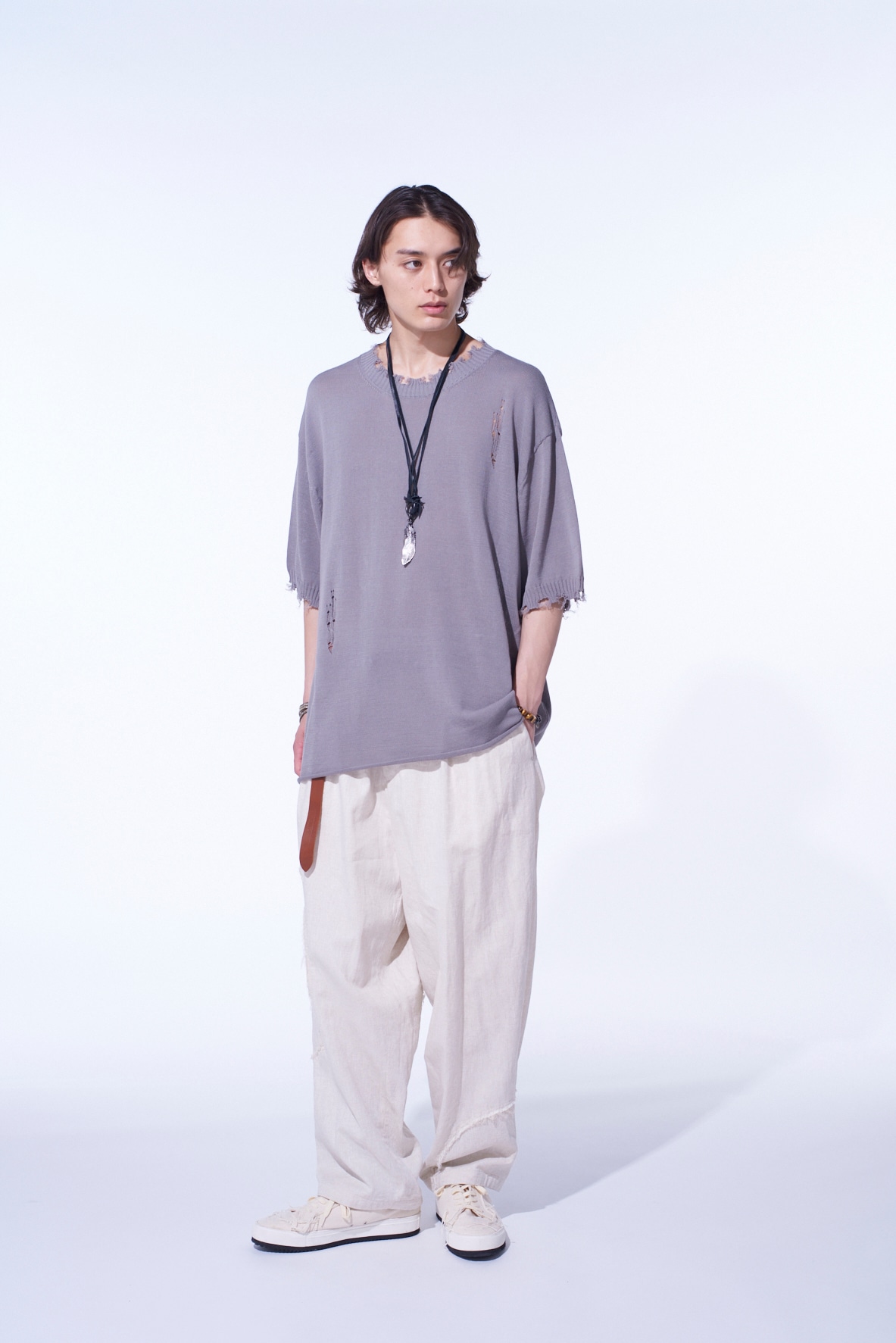COMPACT TWIST 10G DAMAGED KNITTED PULLOVER