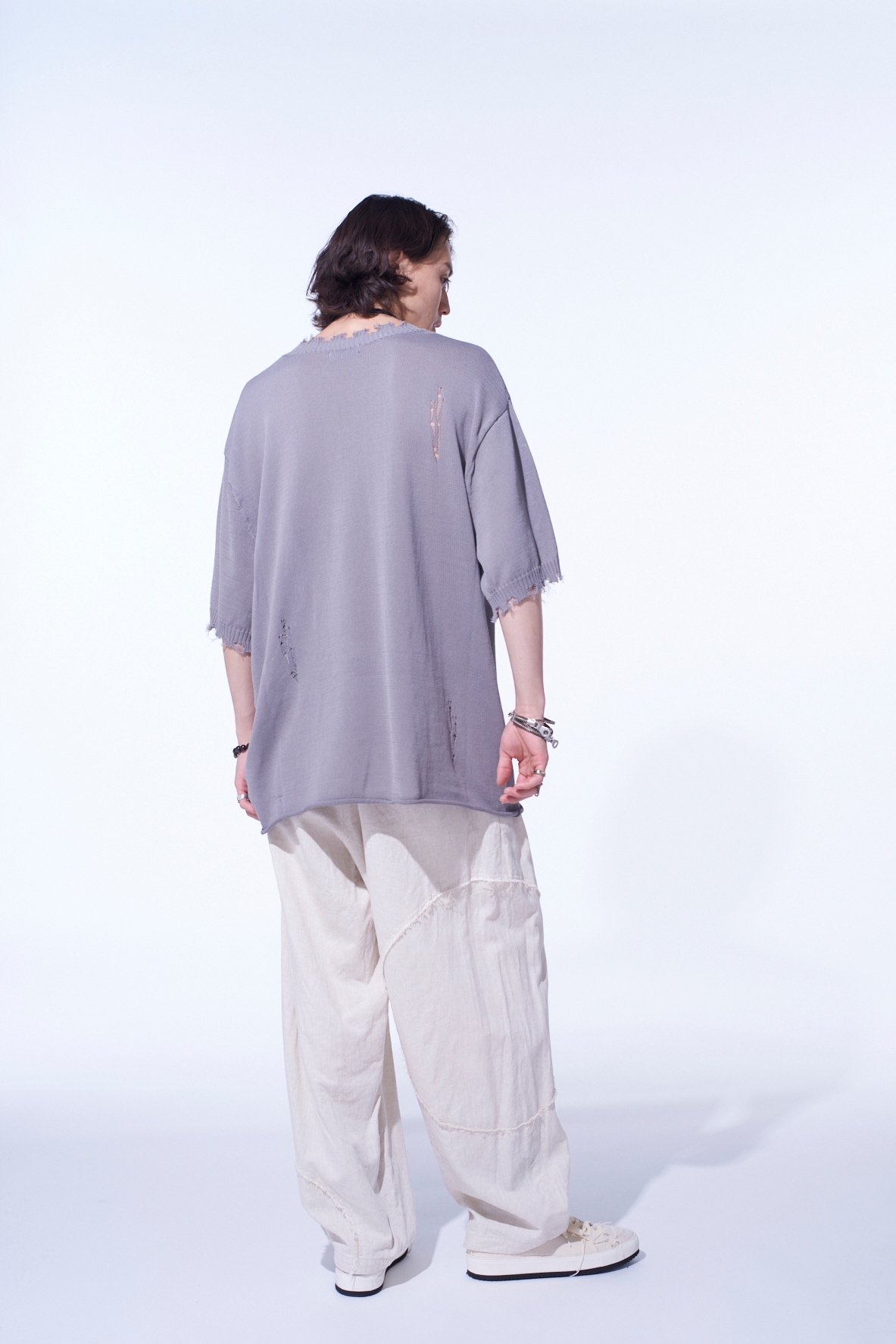 COMPACT TWIST 10G DAMAGED KNITTED PULLOVER