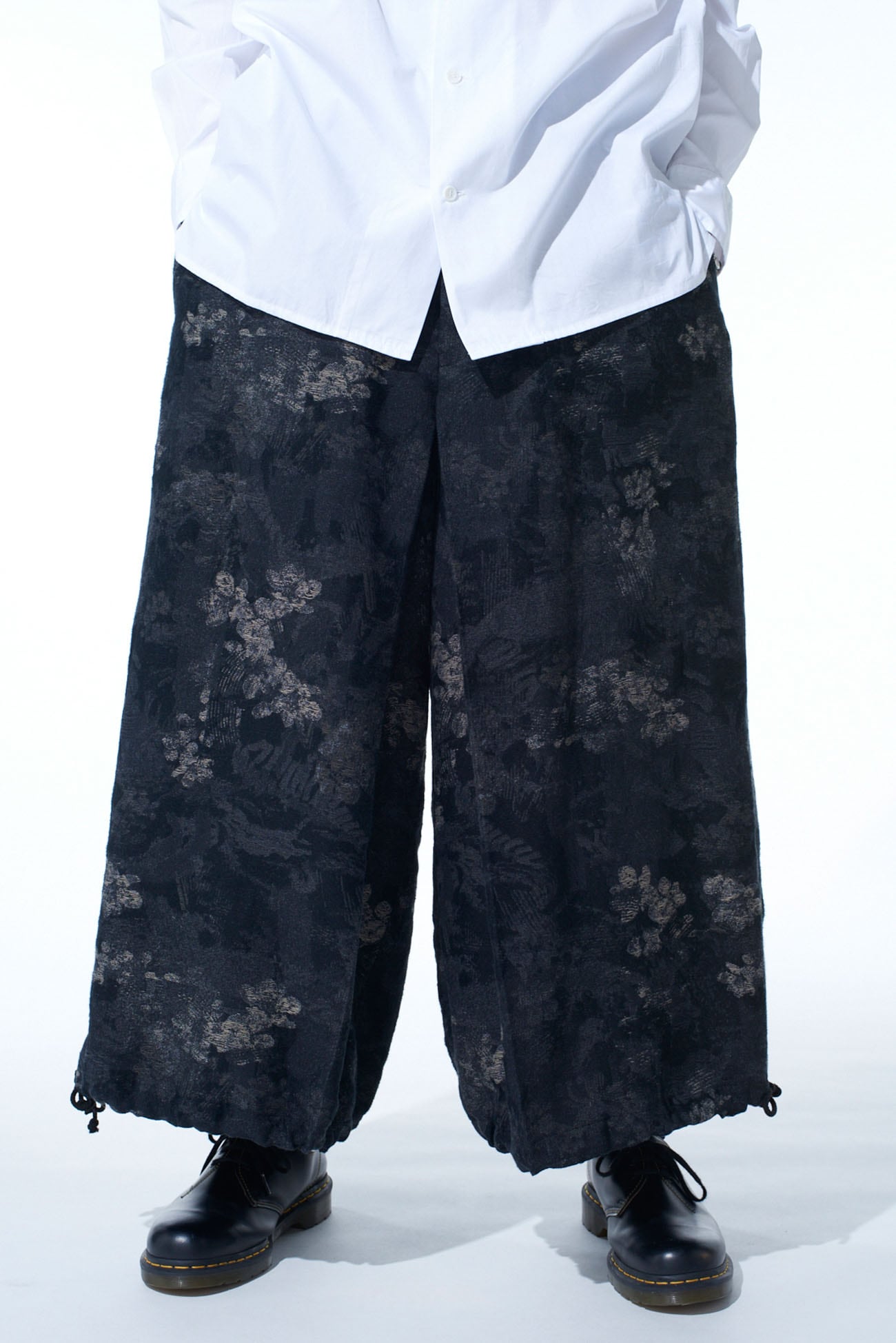 FADED FLORAL JACQUARD HAKAMA BALLOON PANTS