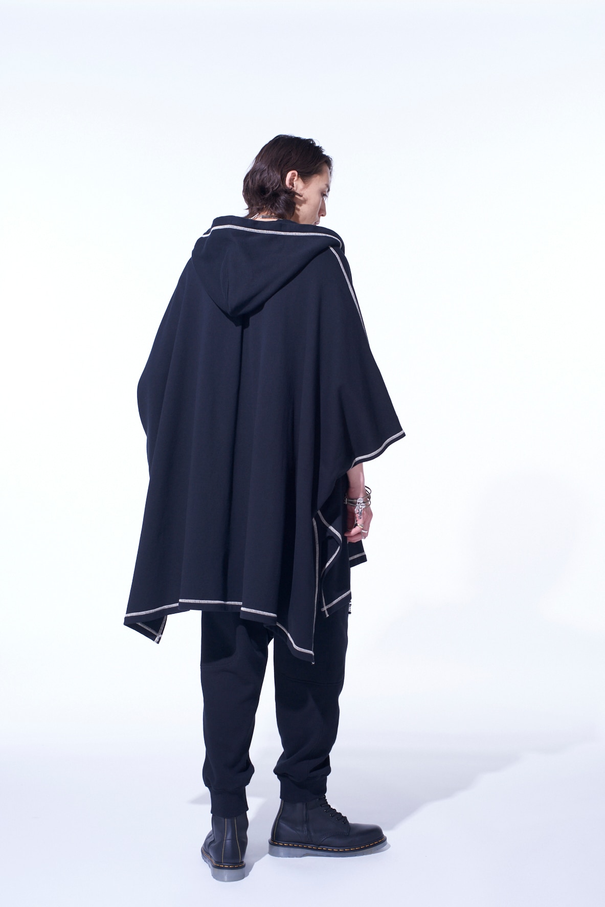 FRENCH TERRY RANDOM STITCH PONCHO