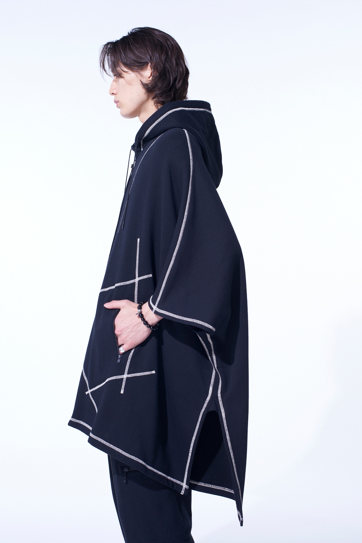 FRENCH TERRY RANDOM STITCH PONCHO