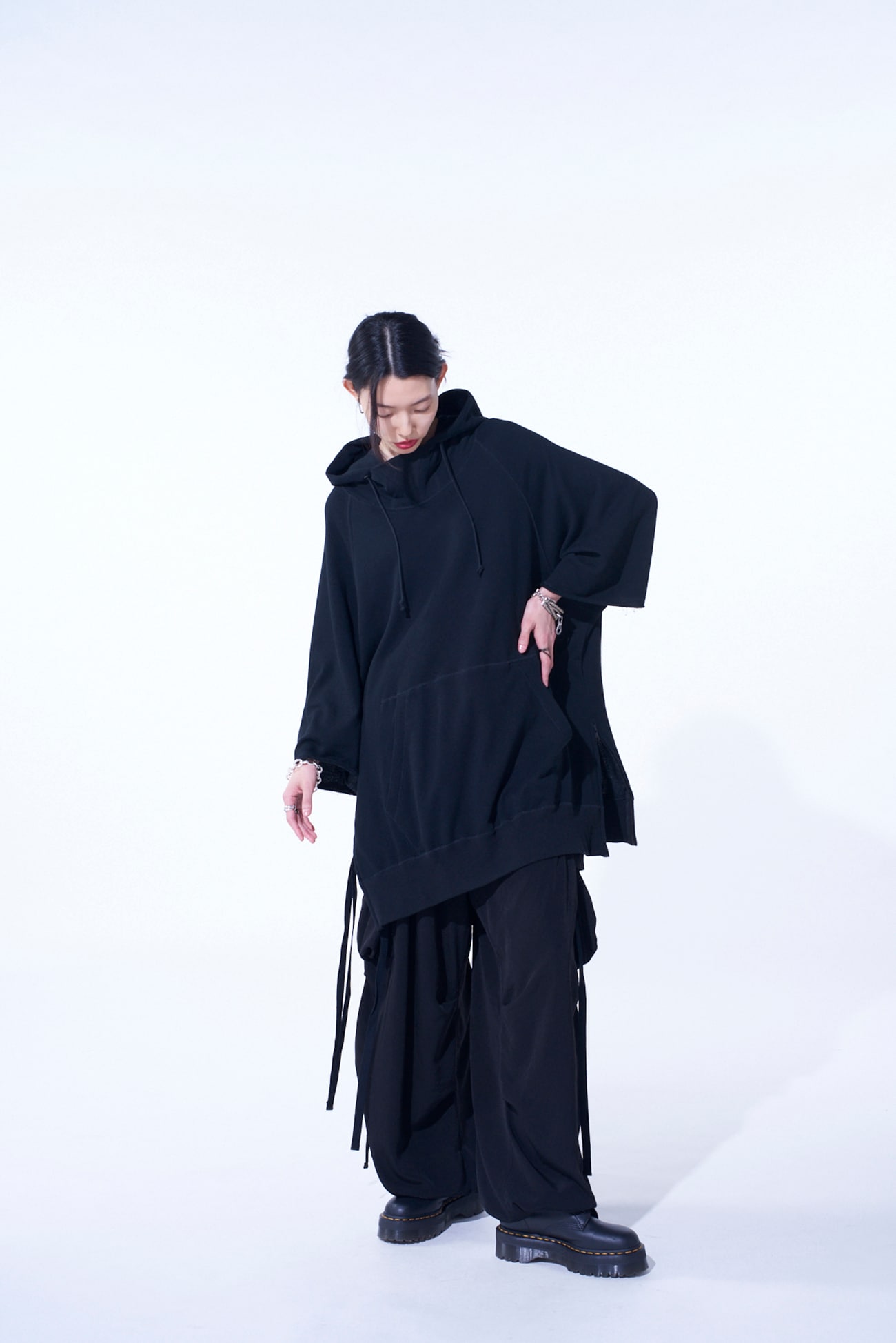COTTON GAUZE SHORT-SLEEVED BIG HOODIE WITH SIDE ZIPPERS