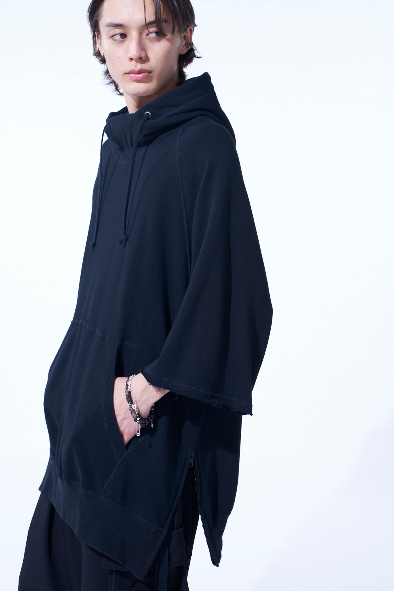 COTTON GAUZE SHORT-SLEEVED BIG HOODIE WITH SIDE ZIPPERS