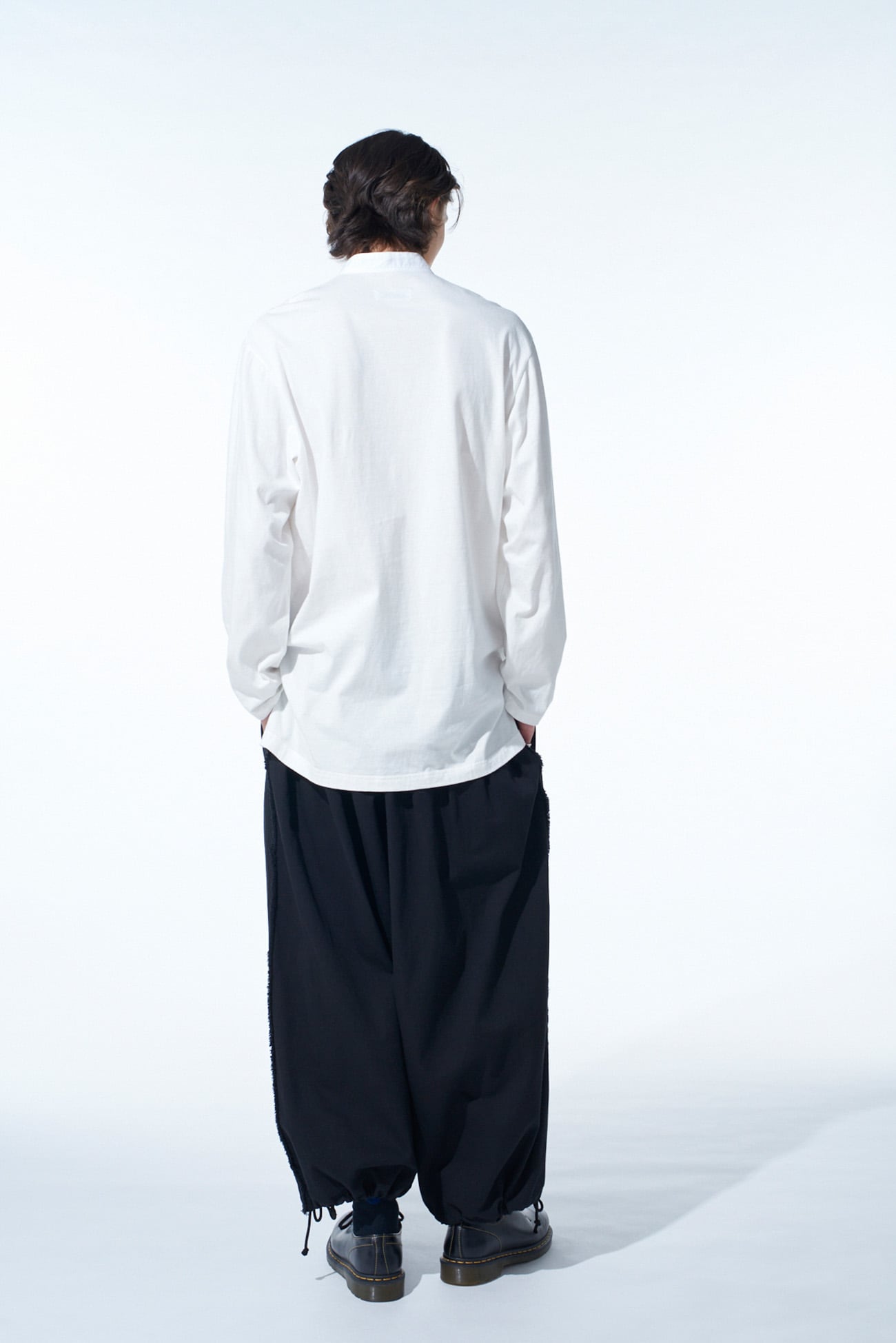 WOVEN AND JERSEY COMBINATIONS STAND COLLAR HENLEY NECK PULLOVER