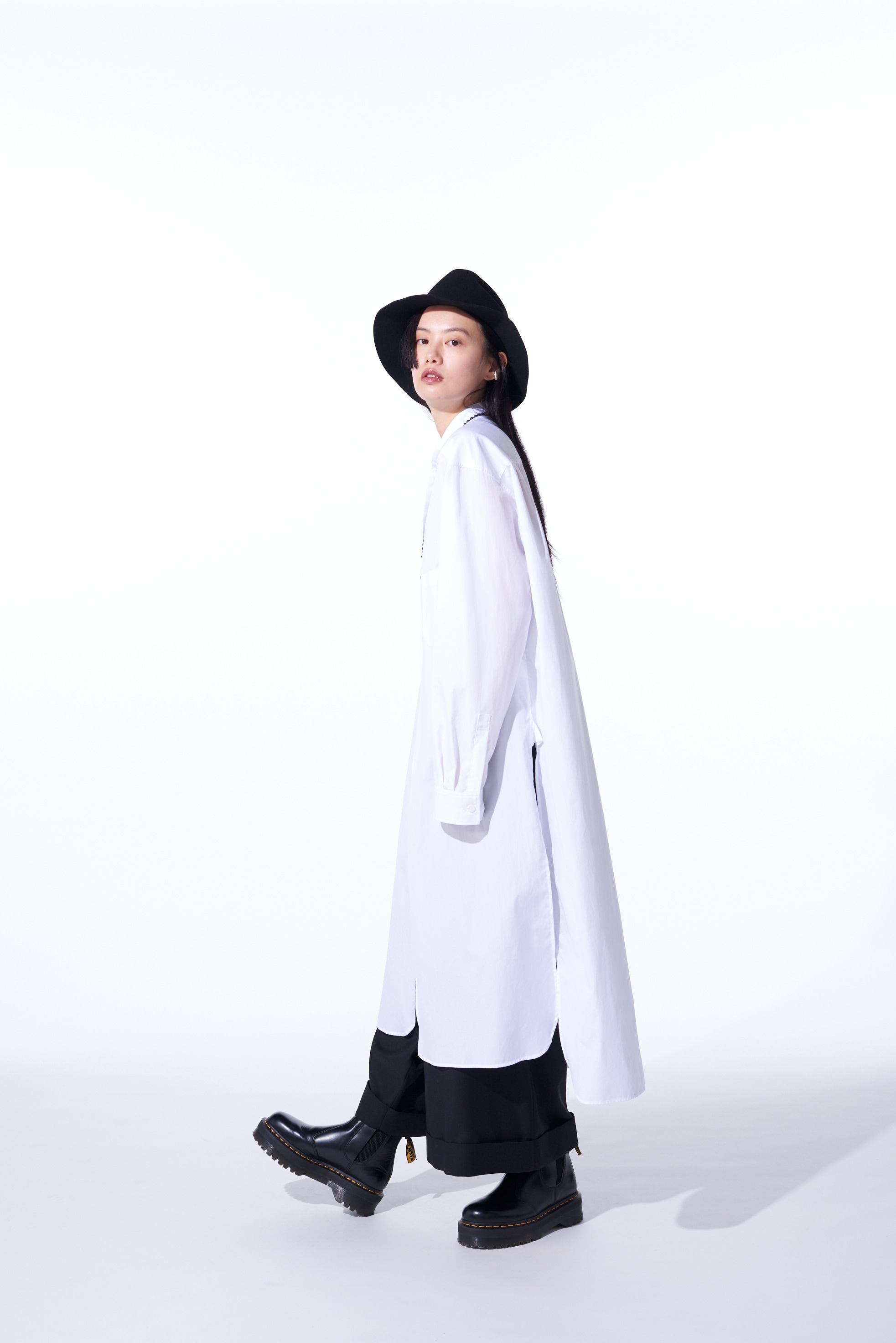 COTTON BROAD CLOTH STAND COLLAR LONG SHIRT WITH ROUNDED HEM(M 